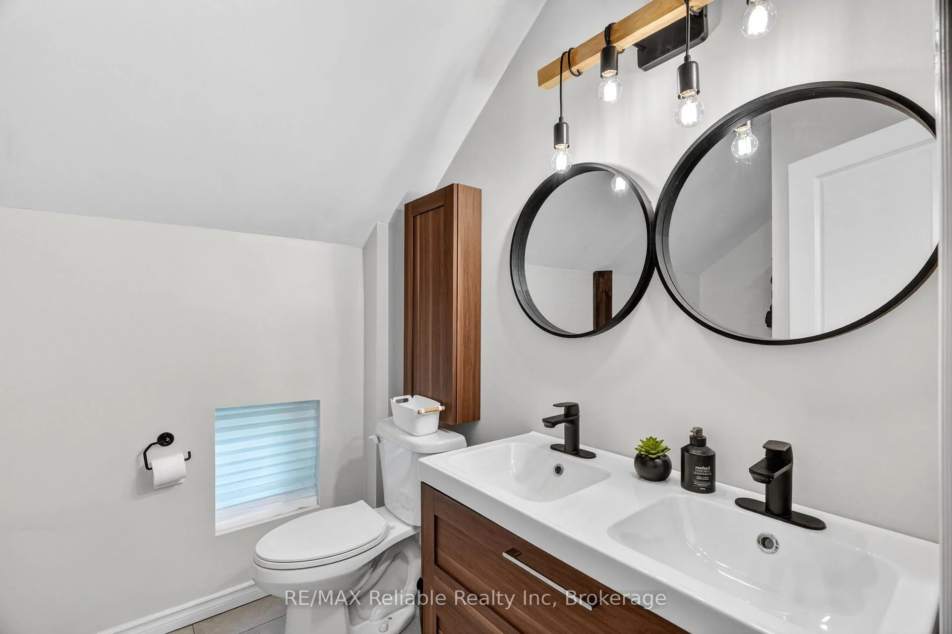 Photo 25 of 81539 North Line, Huron East, McKillop — HOMEH