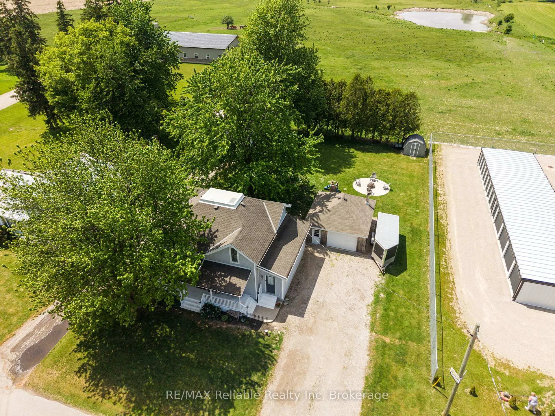 Photo 46 of 81539 North Line, Huron East, McKillop — HOMEH
