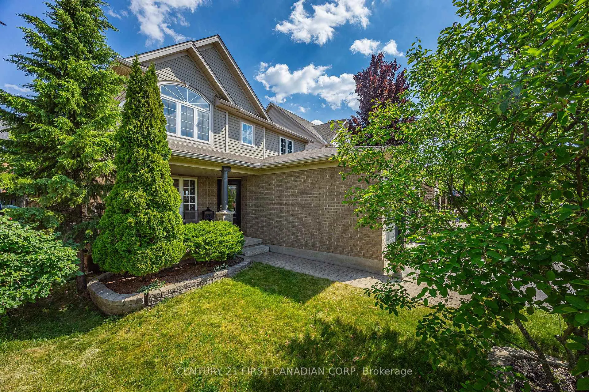 Photo 4 of 1204 Meadowvale Drive, London, South K — HOMEH