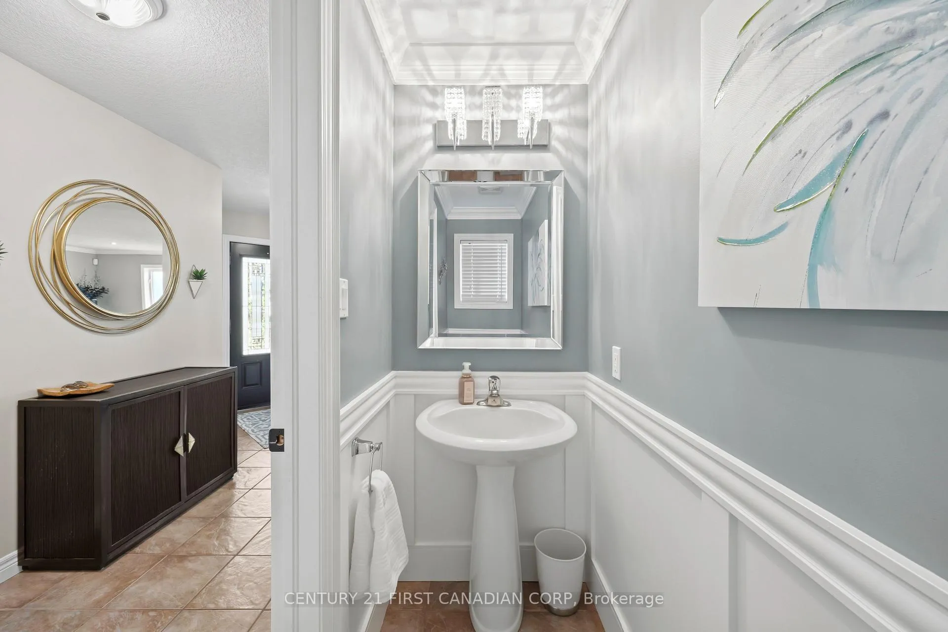 Photo 15 of 1204 Meadowvale Drive, London, South K — HOMEH