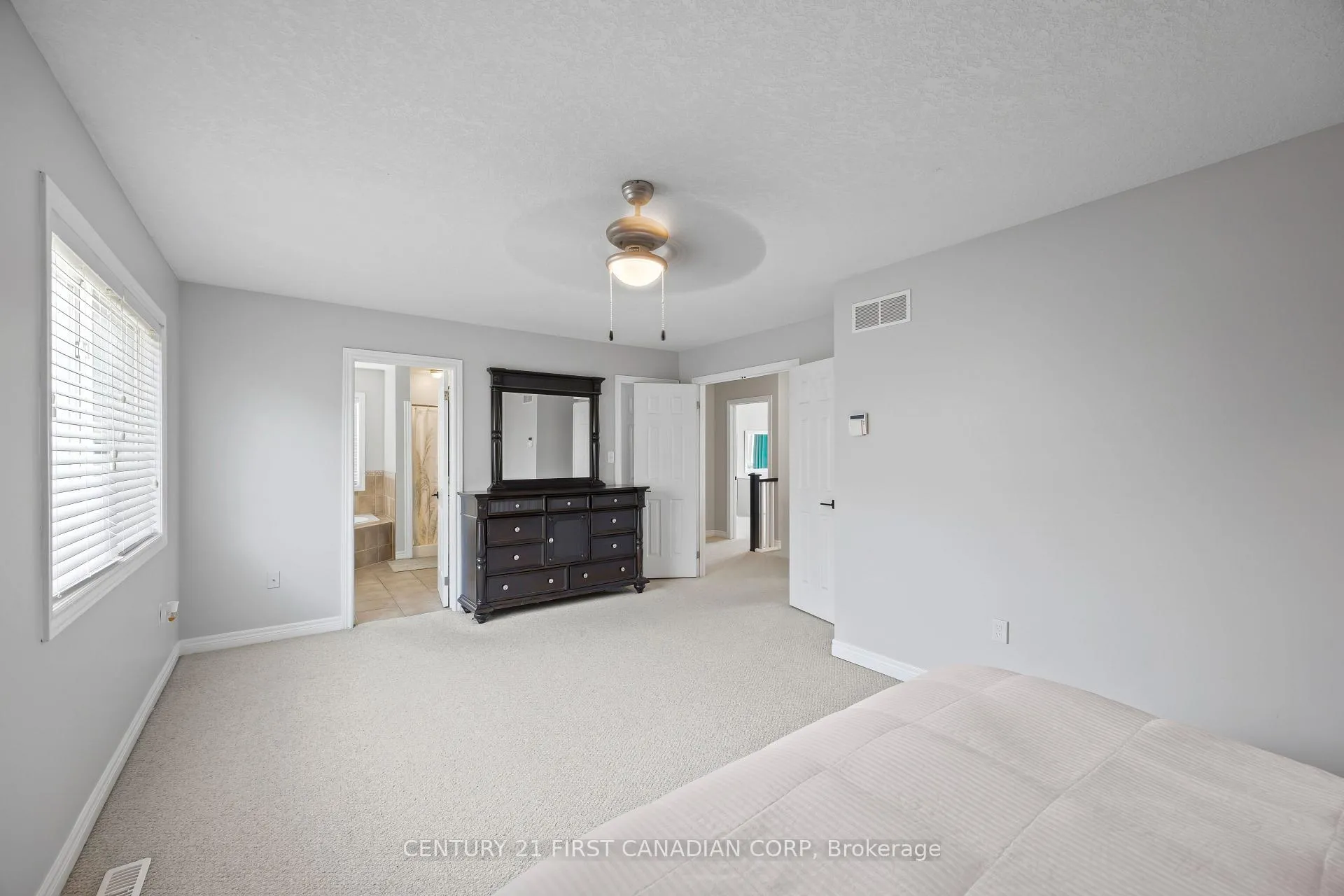 Photo 24 of 1204 Meadowvale Drive, London, South K — HOMEH