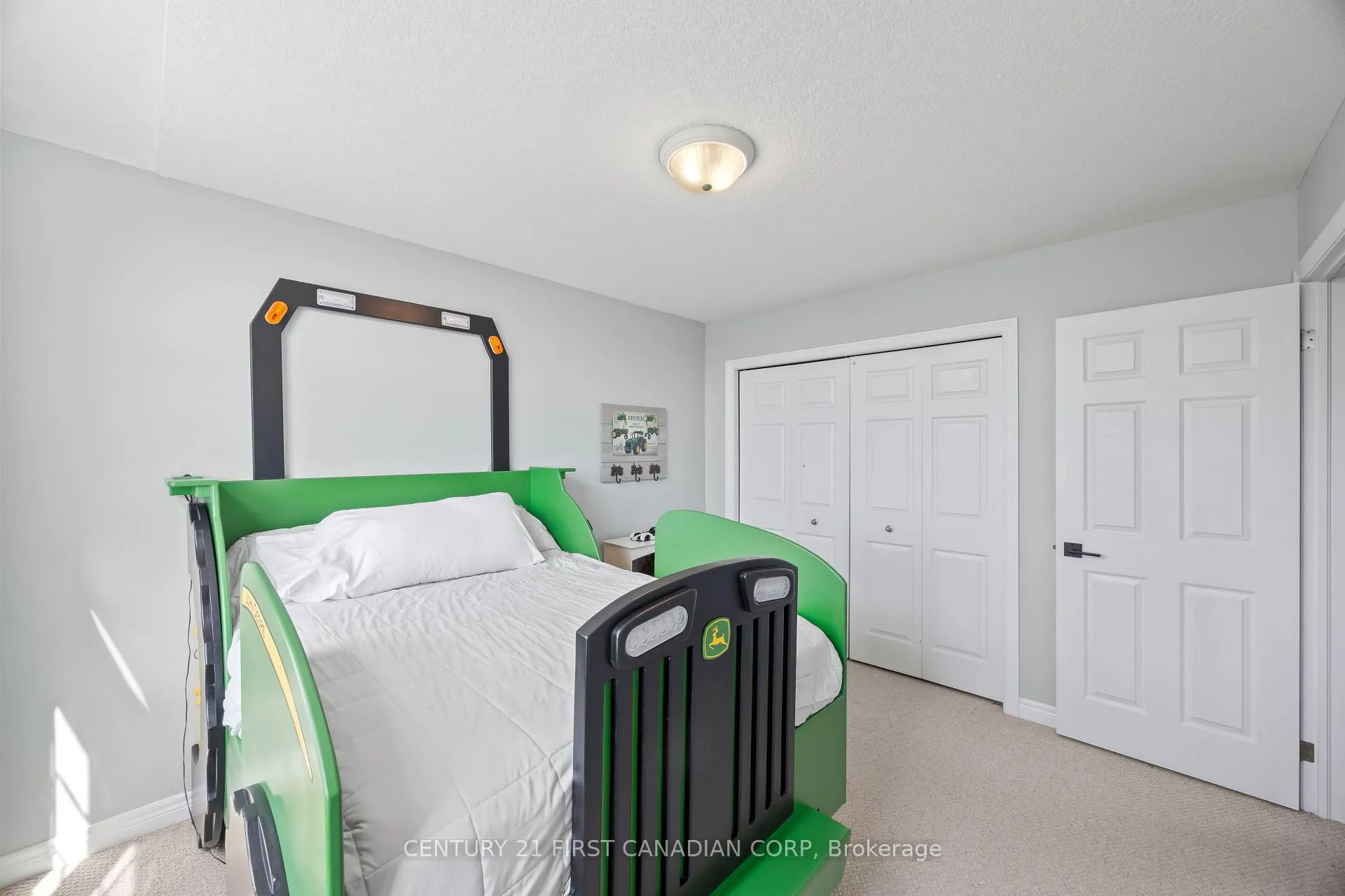 Photo 29 of 1204 Meadowvale Drive, London, South K — HOMEH