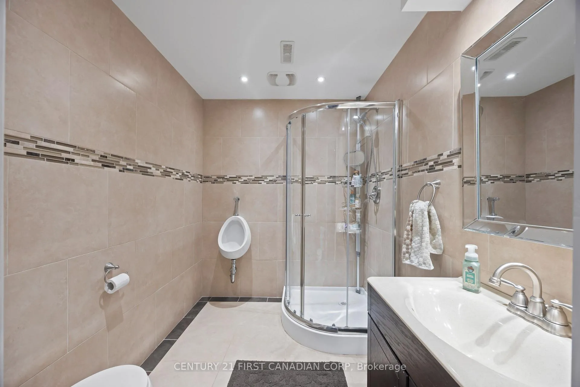 Photo 38 of 1204 Meadowvale Drive, London, South K — HOMEH