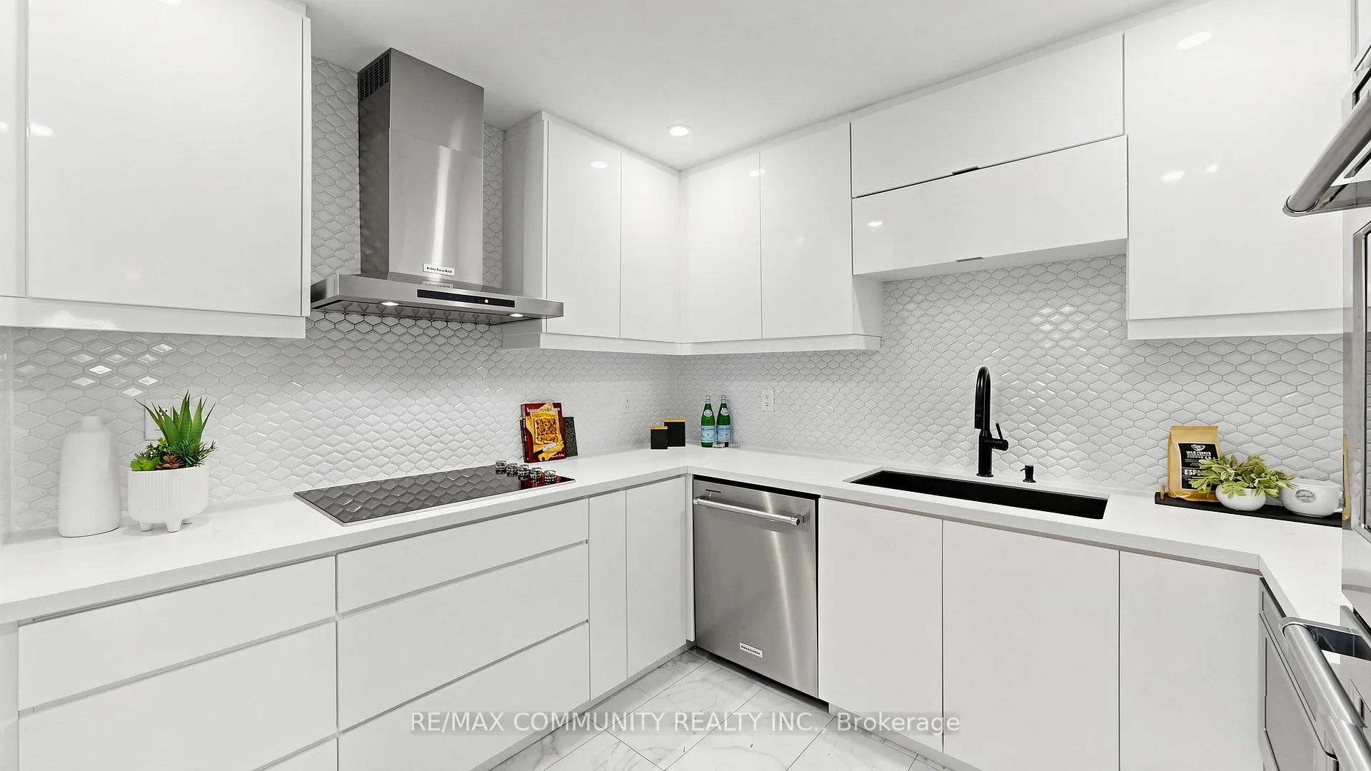 Photo 12 of Unit 126, 6540 Falconer Drive, Mississauga, Streetsville — HOMEH