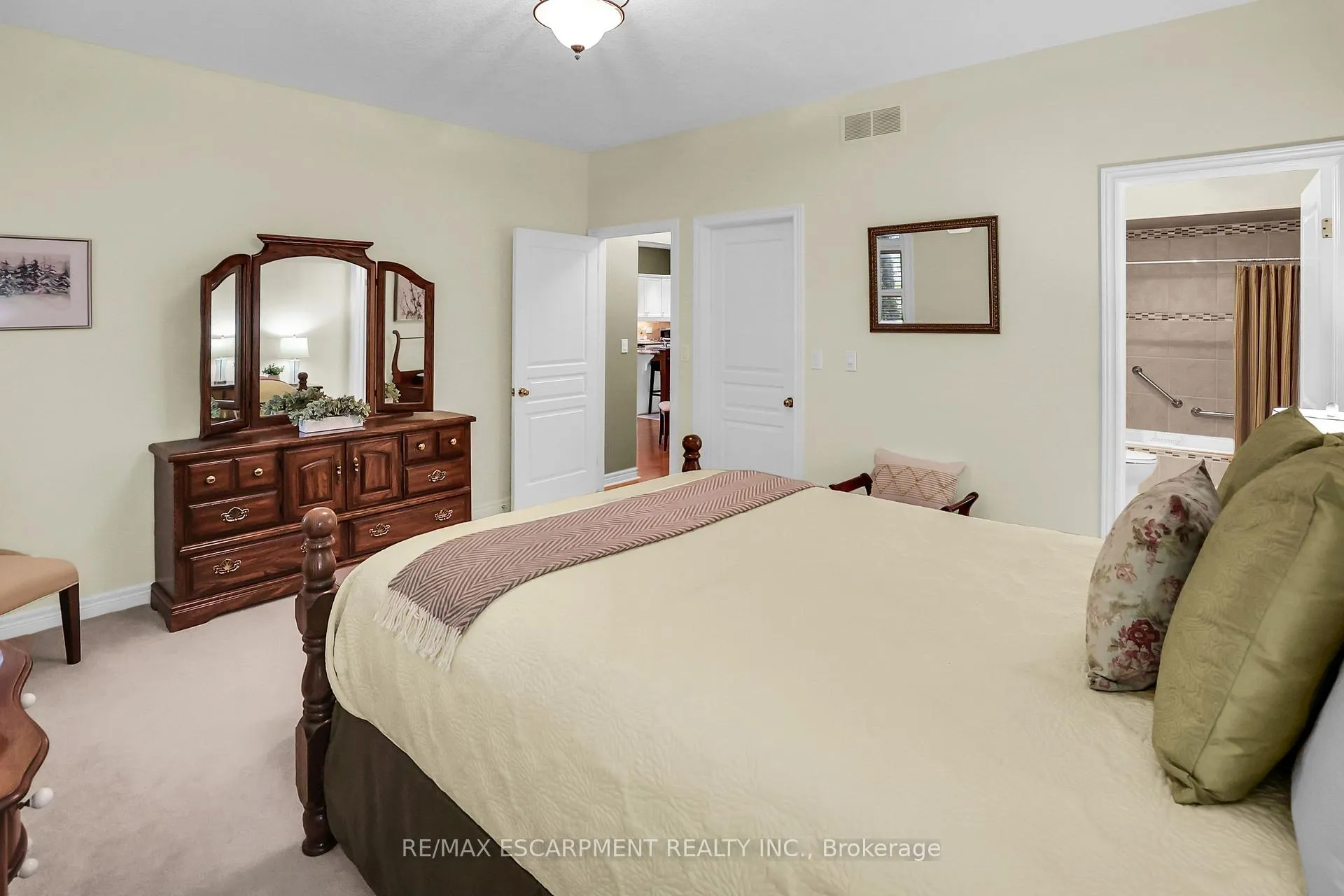 Photo 14 of Unit 4, 8 Muscat Drive, Grimsby, Grimsby East — HOMEH