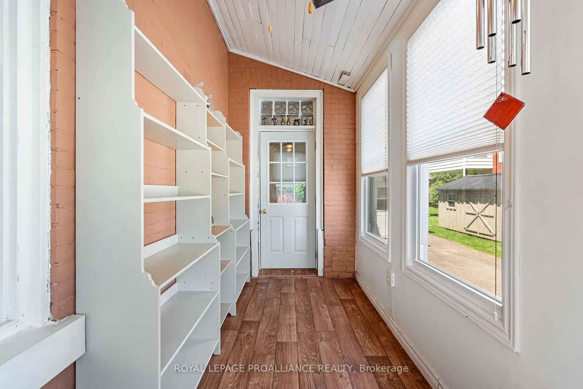 Photo 15 of 568 James Street W, Prescott — HOMEH