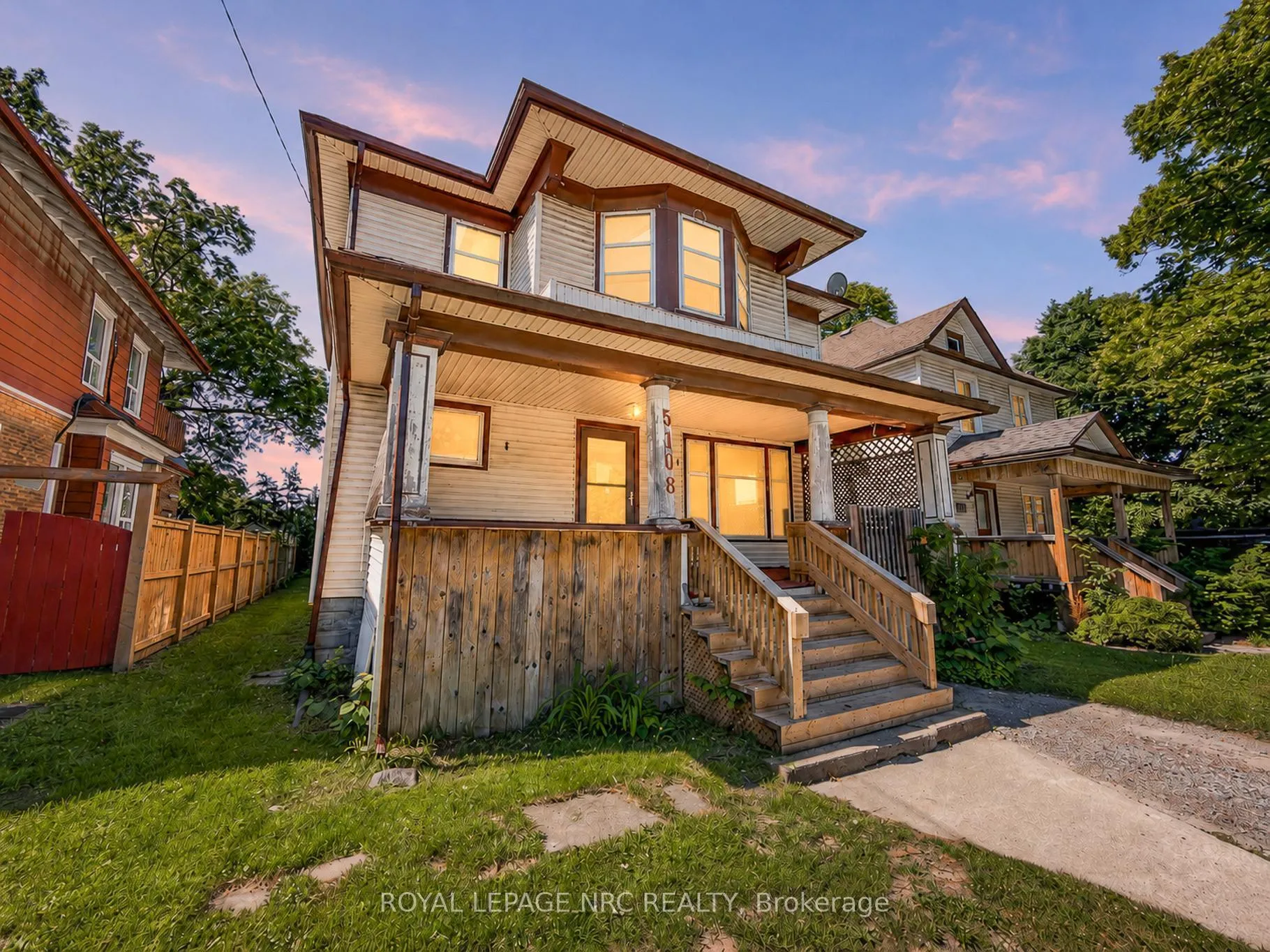 Photo 4 of 5108 Mcrae Street, Niagara Falls, Cherrywood — HOMEH
