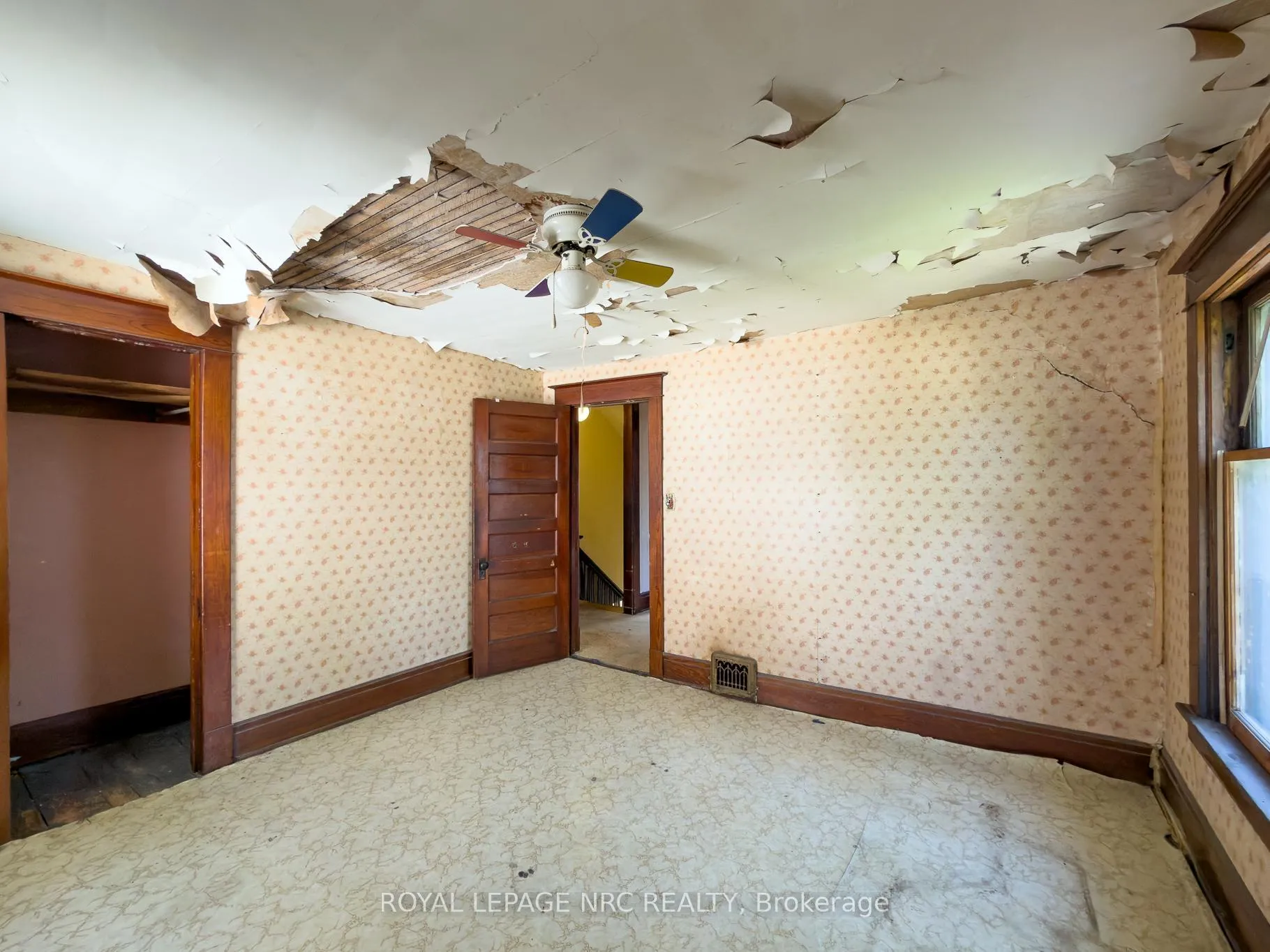 Photo 23 of 5108 Mcrae Street, Niagara Falls, Cherrywood — HOMEH