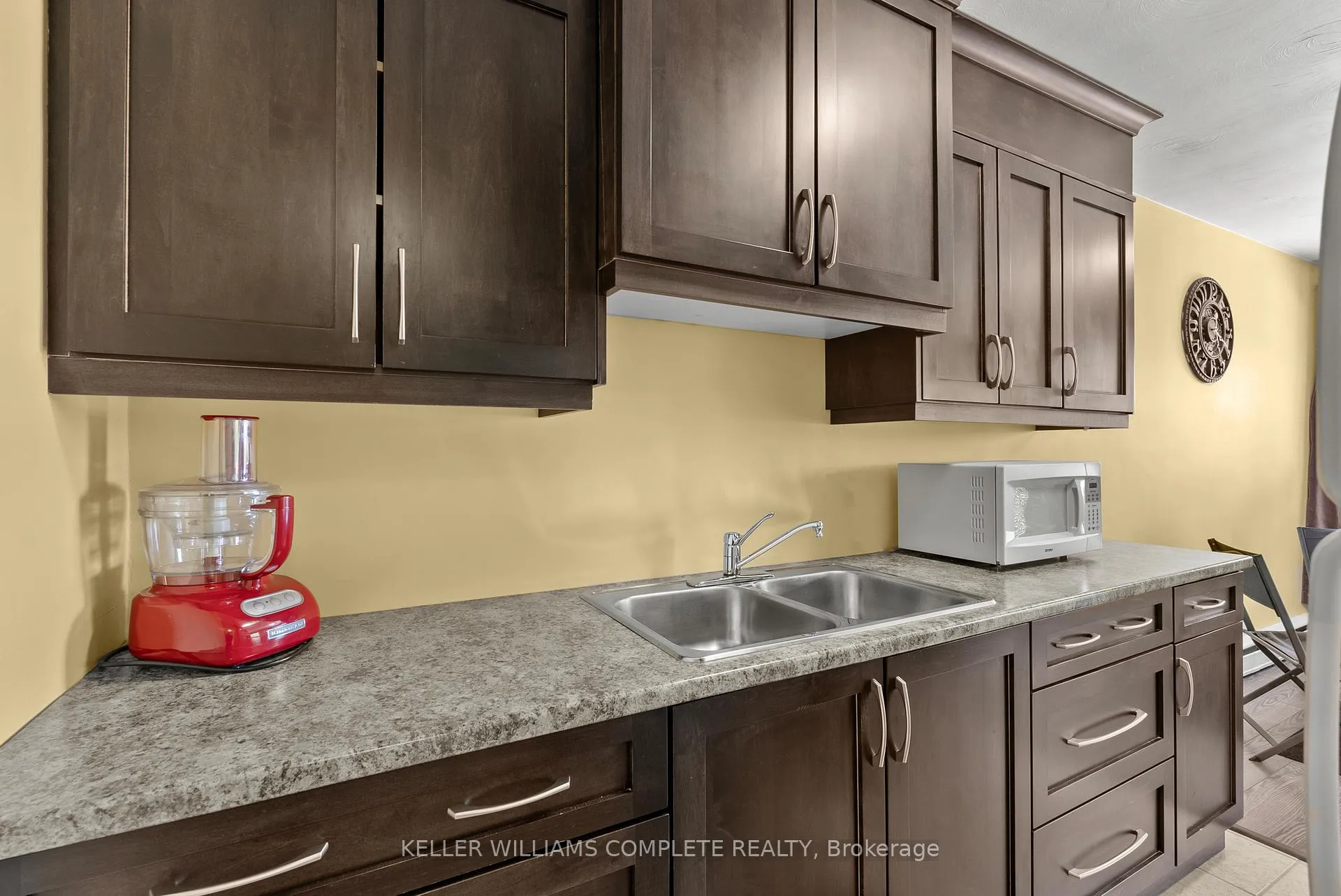 Photo 15 of Unit 37, 456 Carlton Street, St. Catharines, Facer — HOMEH