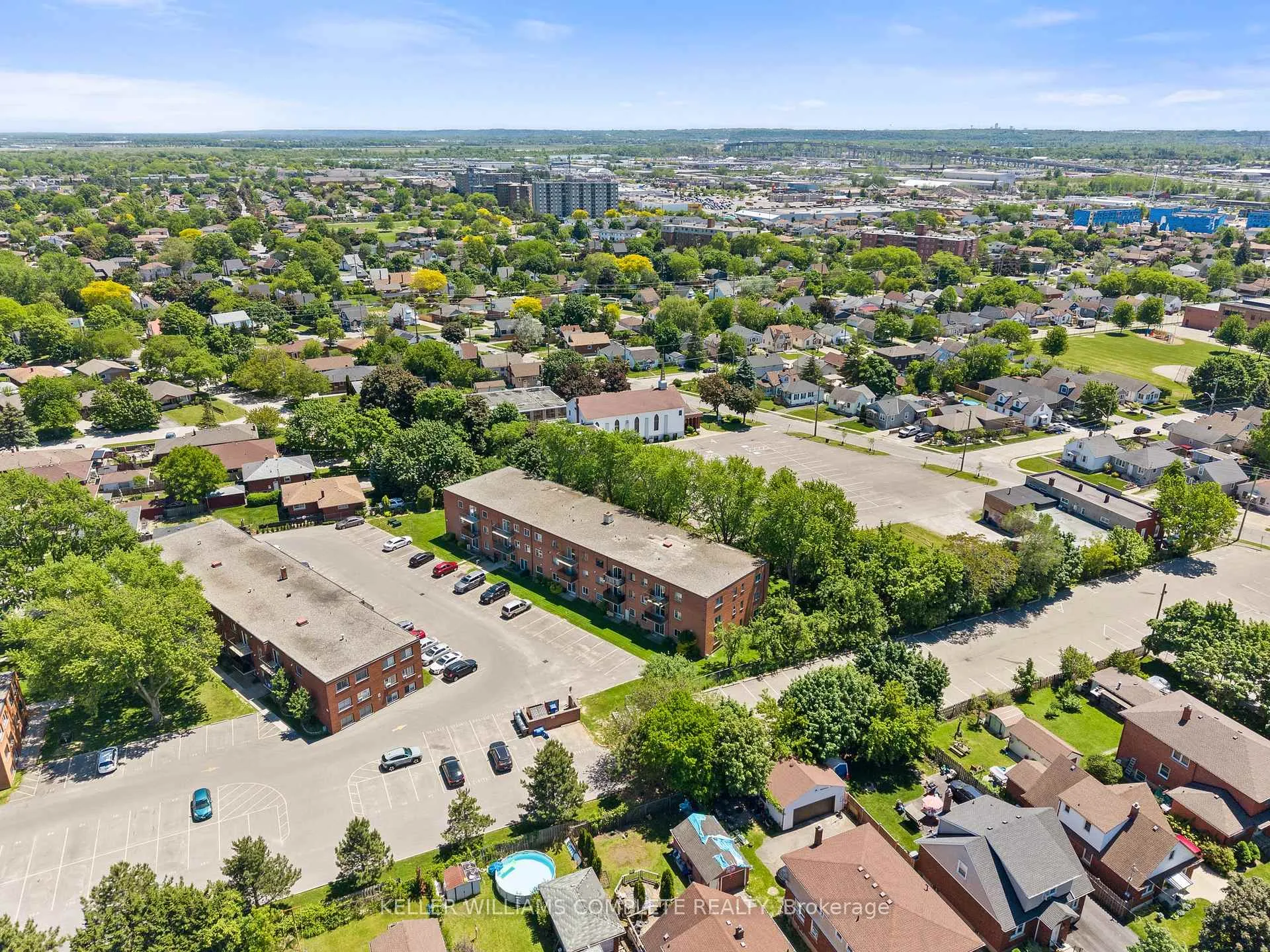 Photo 27 of Unit 37, 456 Carlton Street, St. Catharines, Facer — HOMEH