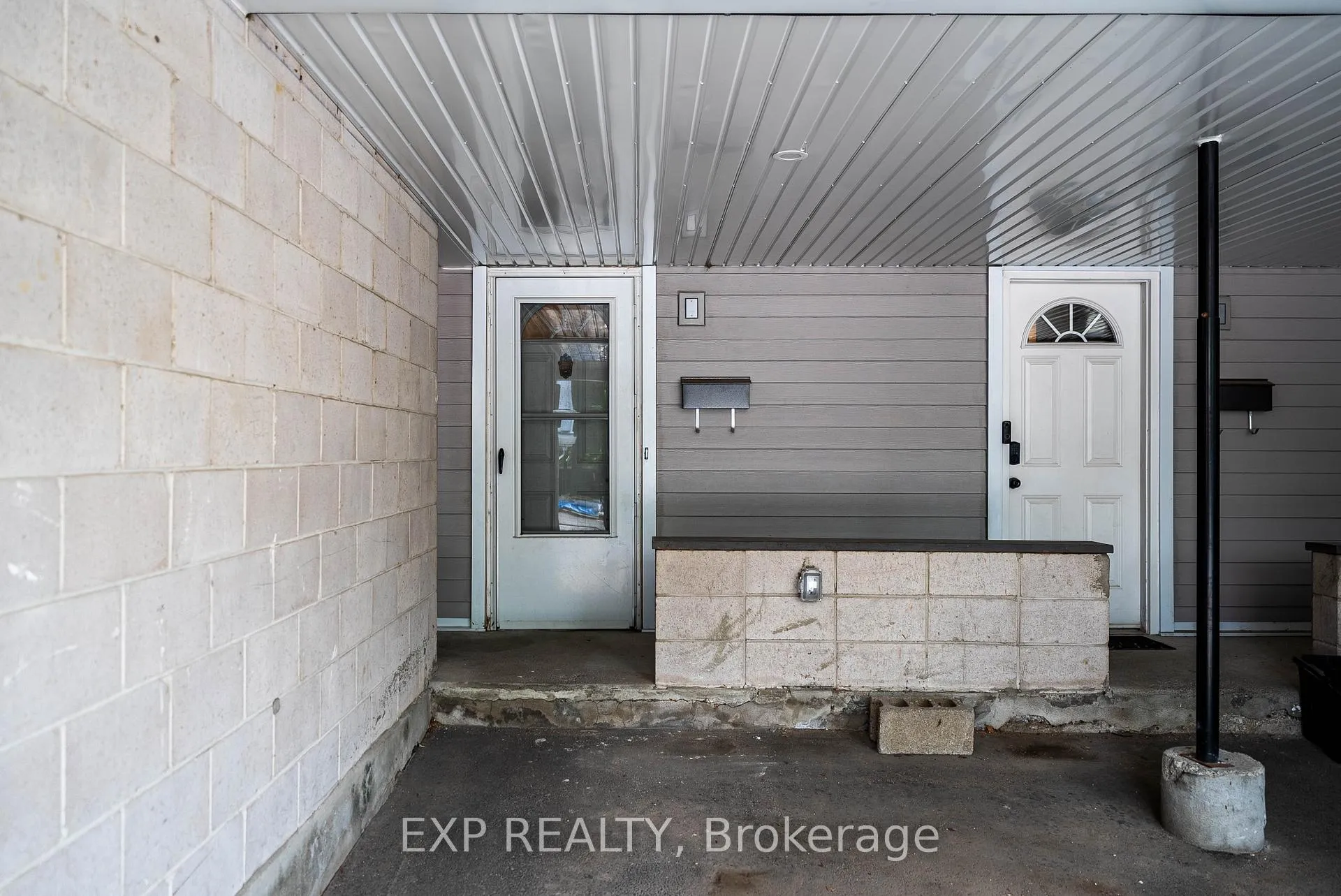 Photo 3 of Unit 53, 3415 Uplands Drive, Ottawa, Hunt Club — HOMEH