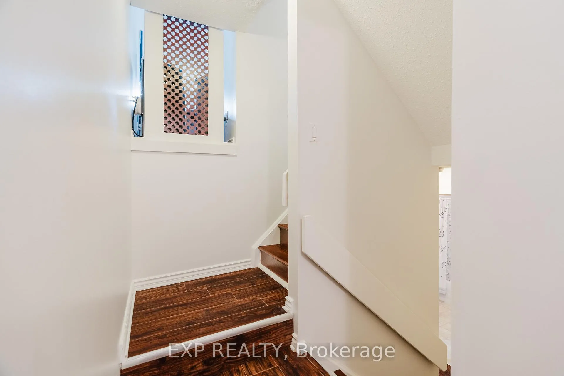 Photo 6 of Unit 53, 3415 Uplands Drive, Ottawa, Hunt Club — HOMEH