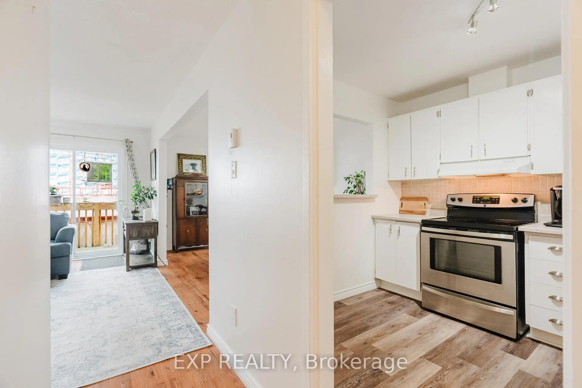 Photo 11 of Unit 53, 3415 Uplands Drive, Ottawa, Hunt Club — HOMEH