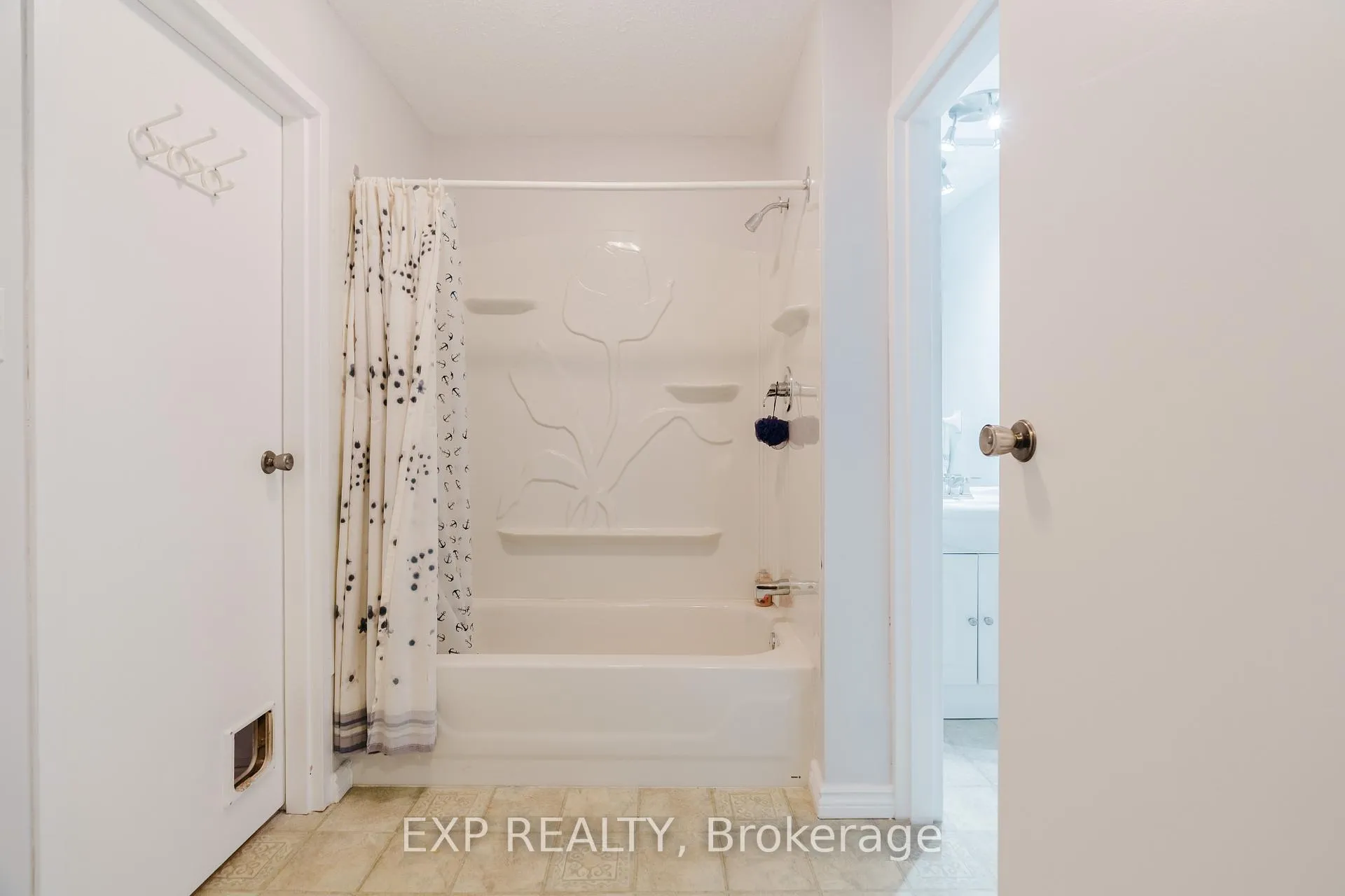 Photo 39 of Unit 53, 3415 Uplands Drive, Ottawa, Hunt Club — HOMEH