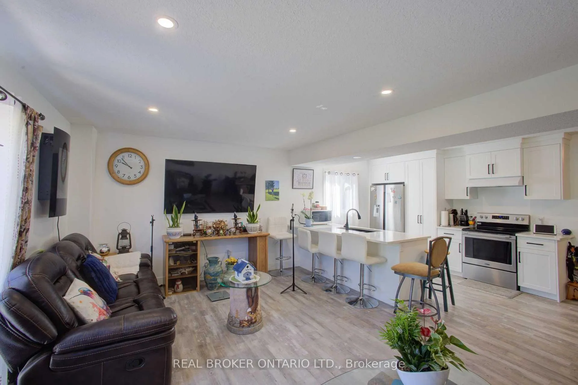 Photo 14 of 123 Egan Avenue, St. Marys — HOMEH