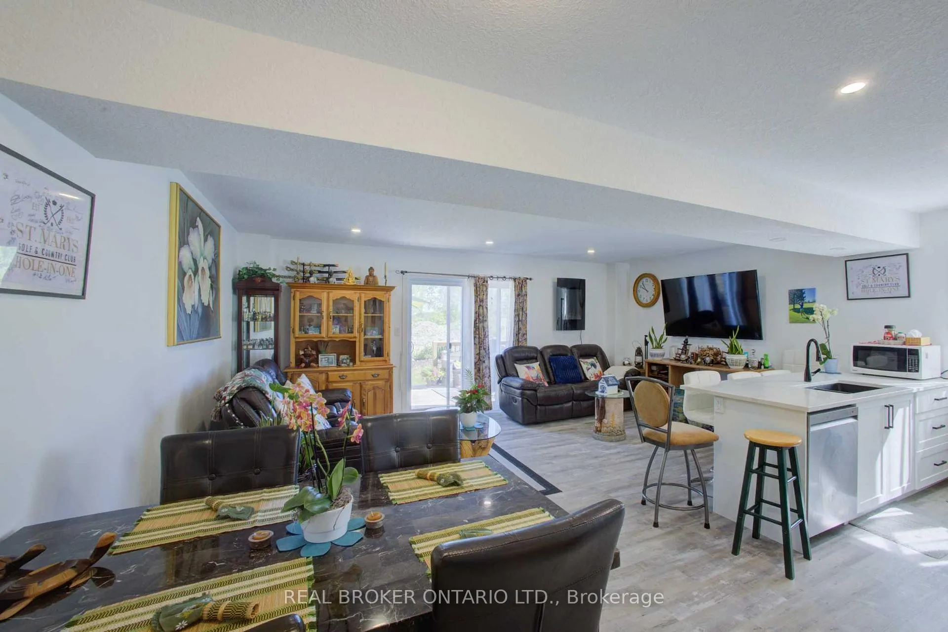 Photo 16 of 123 Egan Avenue, St. Marys — HOMEH