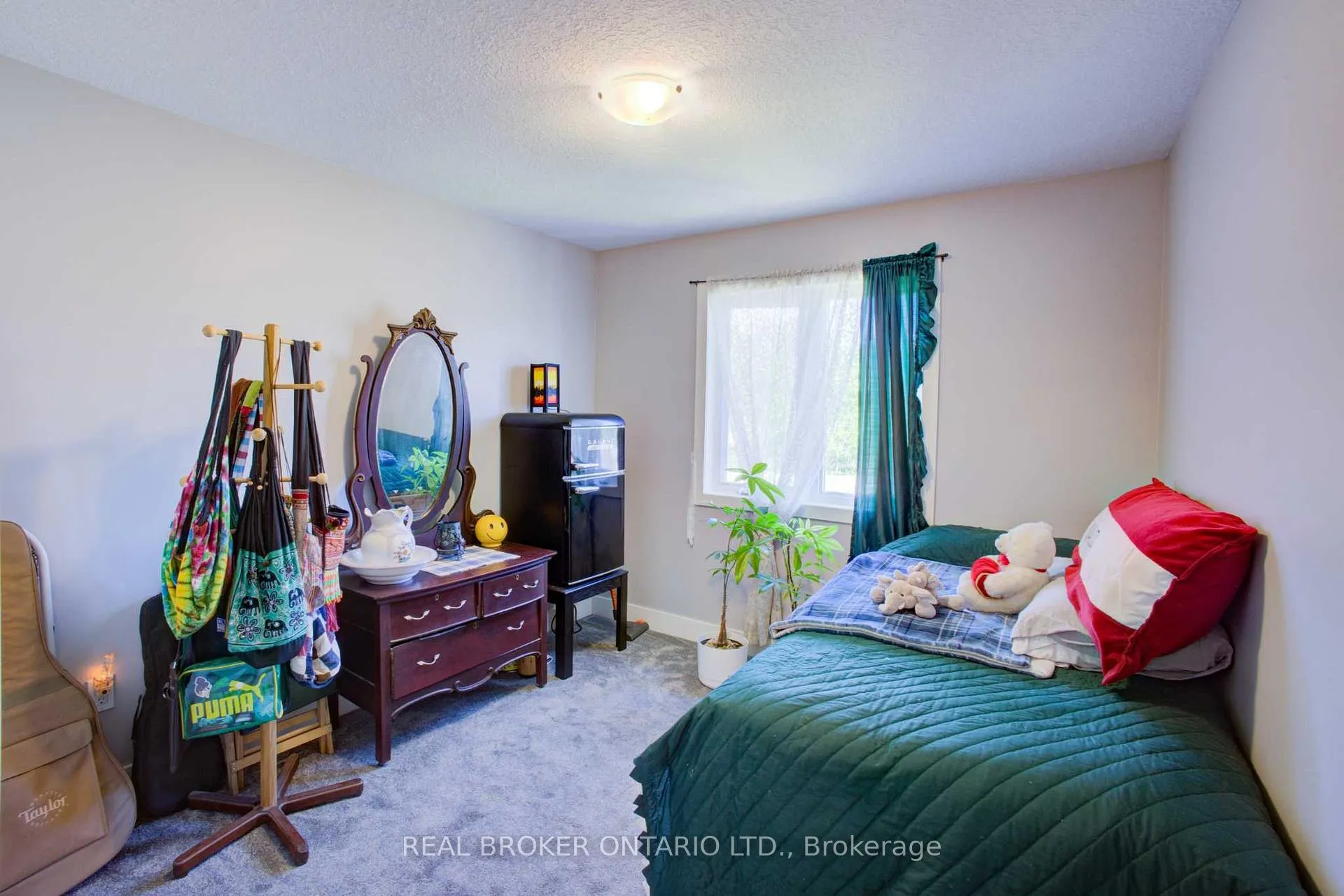 Photo 23 of 123 Egan Avenue, St. Marys — HOMEH