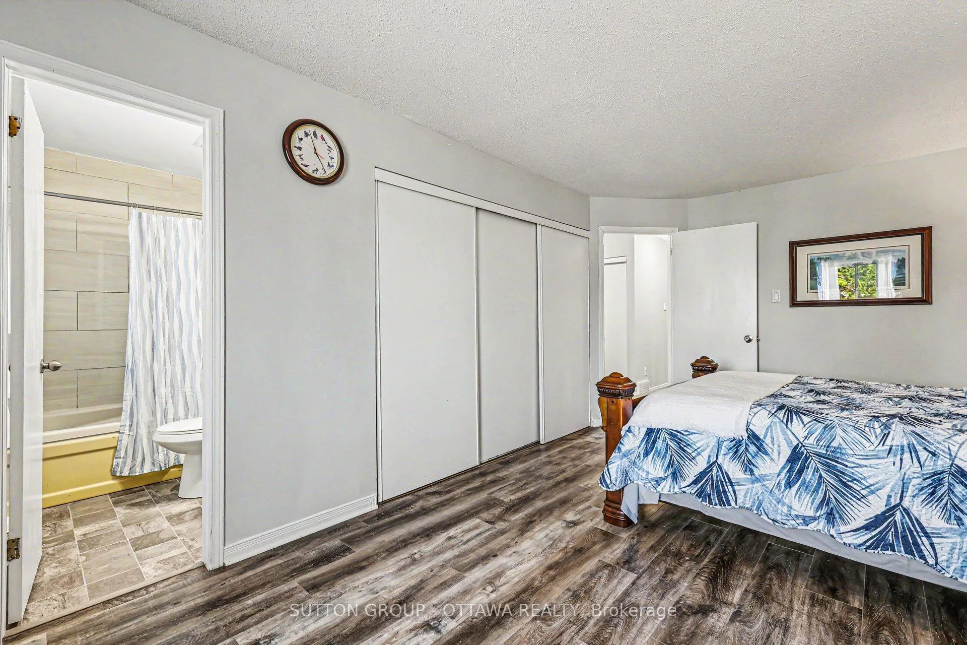 Photo 17 of 80 Burlington Crescent, Ottawa, Hunt Club Park/Greenboro — HOMEH