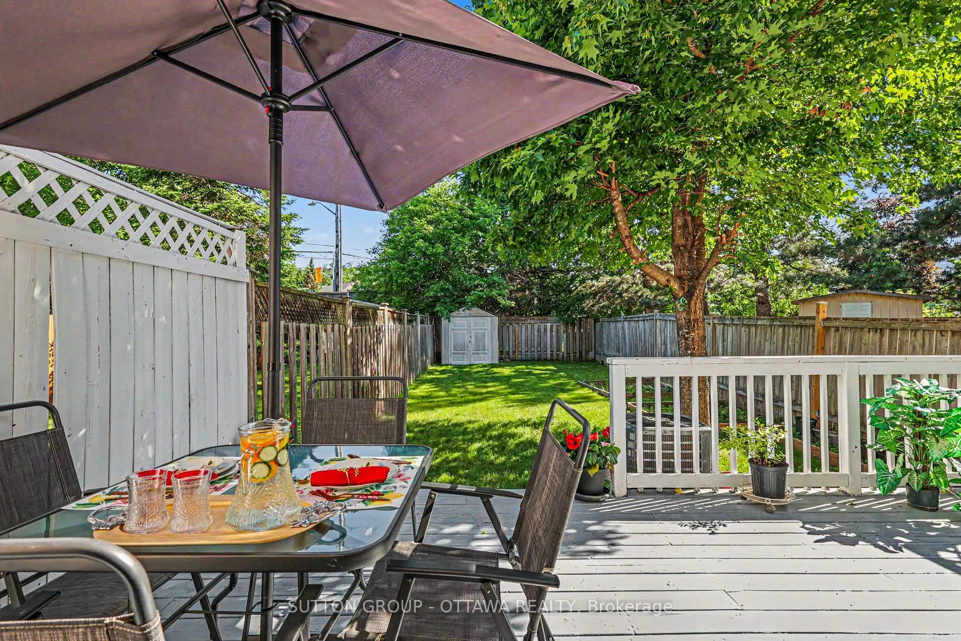 Photo 26 of 80 Burlington Crescent, Ottawa, Hunt Club Park/Greenboro — HOMEH