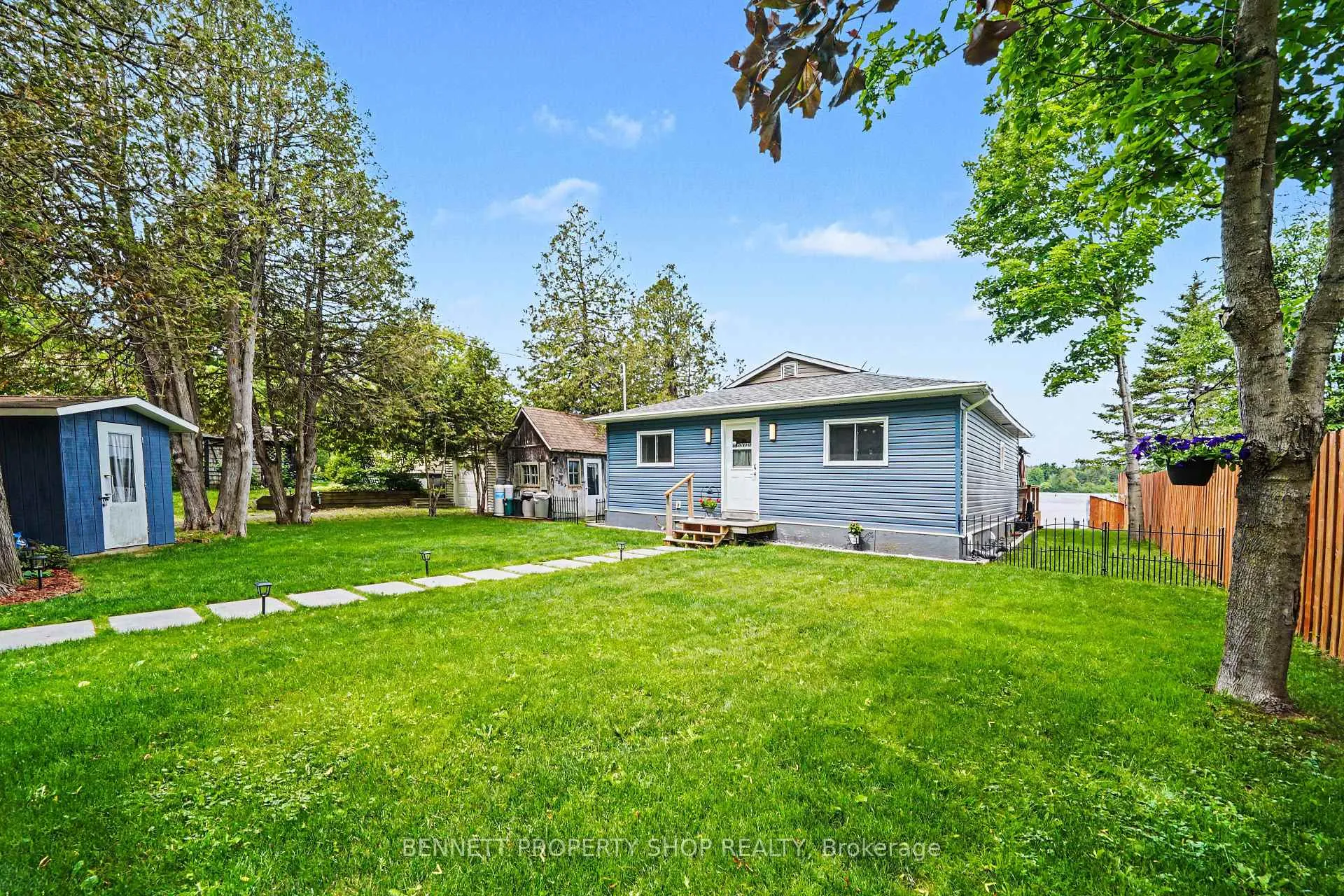 Photo 2 of 2853 Golf Course Lane, North Grenville, North Grenville Twp (Kemptville South) — HOMEH