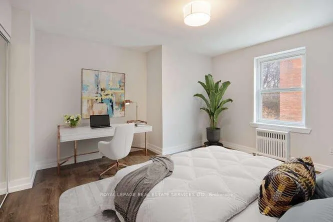 Photo 6 of Unit 203, 18 Anglesey Boulevard, Etobicoke, Edenbridge-Humber Valley — HOMEH