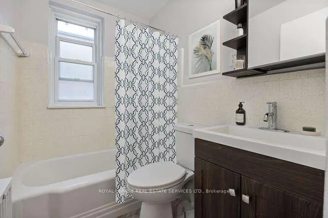 Photo 7 of Unit 203, 18 Anglesey Boulevard, Etobicoke, Edenbridge-Humber Valley — HOMEH