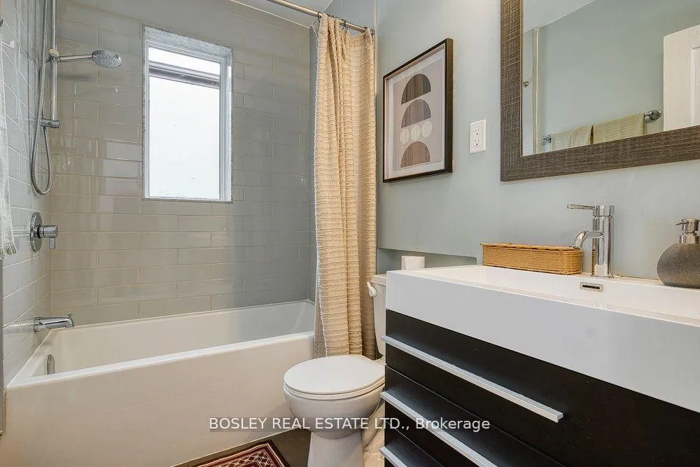 Photo 20 of 159A Gladstone Avenue, Toronto, Little Portugal — HOMEH