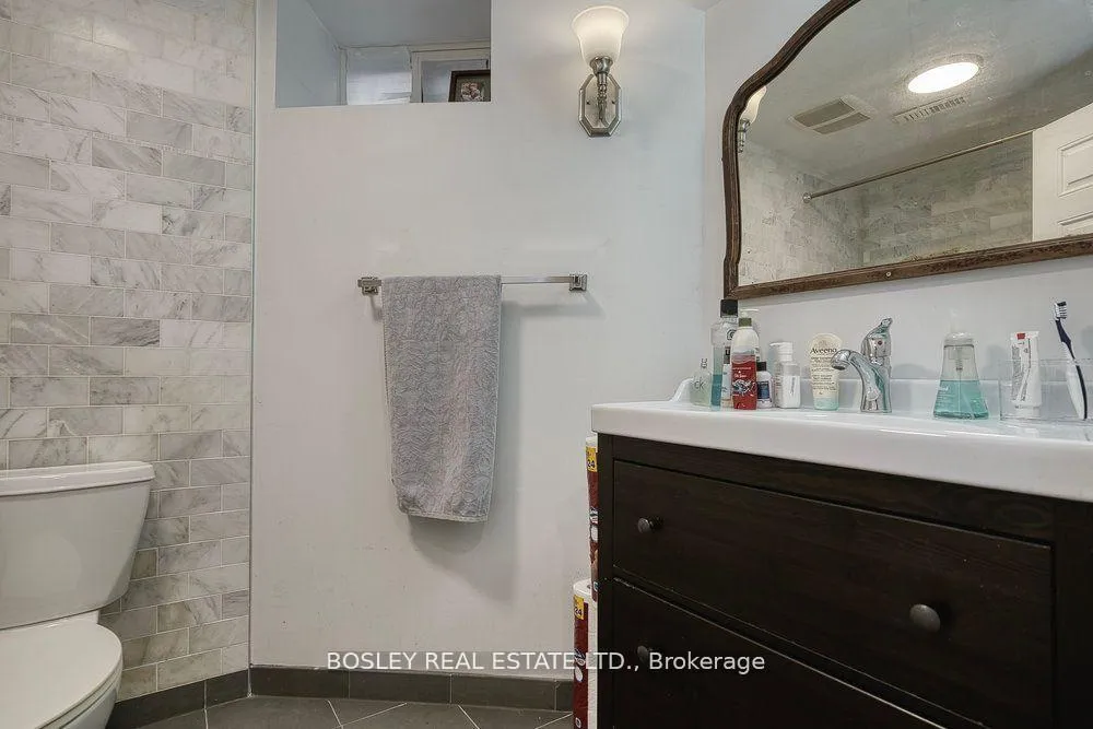 Photo 38 of 159A Gladstone Avenue, Toronto, Little Portugal — HOMEH