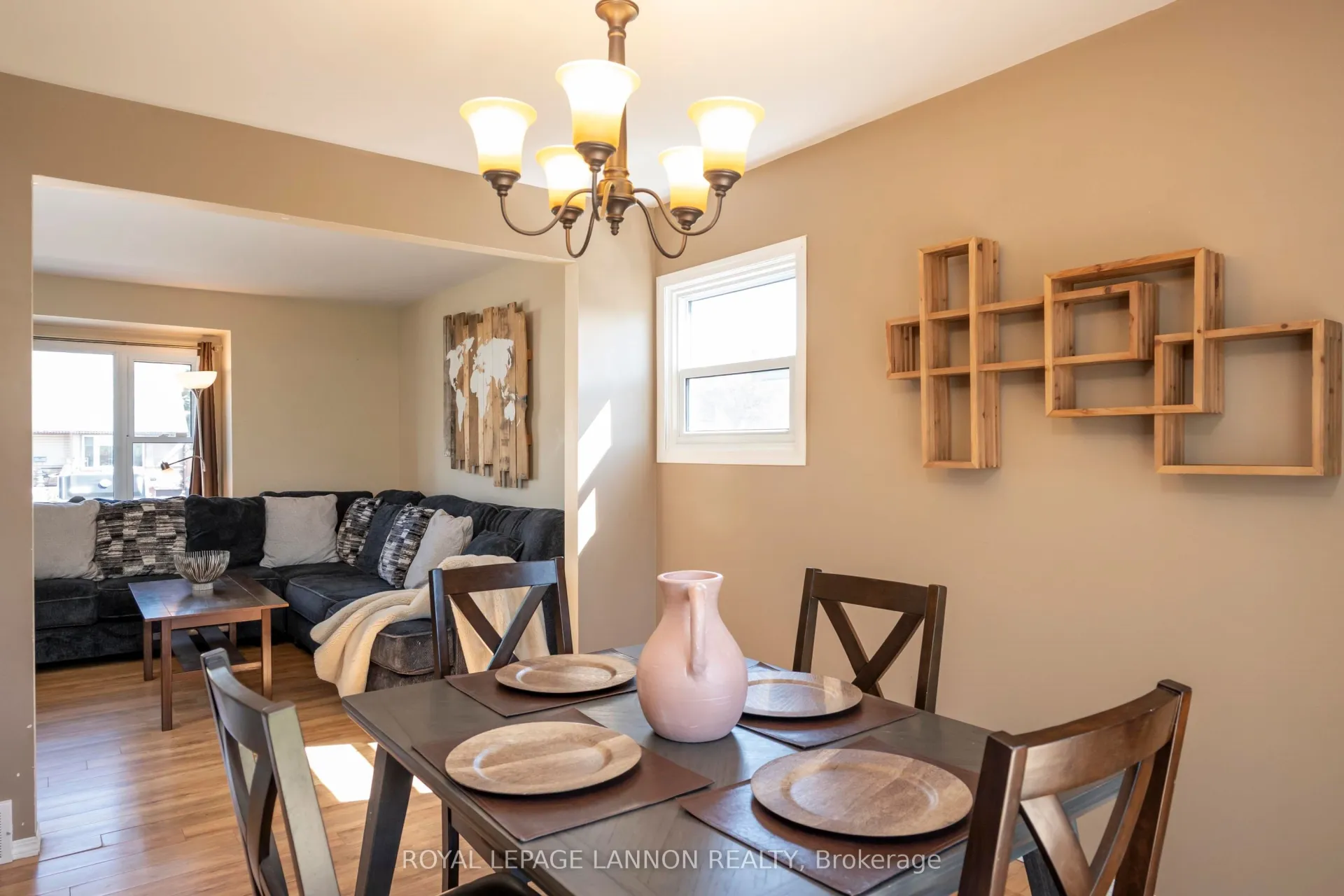 Photo 16 of 138 Christina Street E, Thunder Bay, Westfort — HOMEH