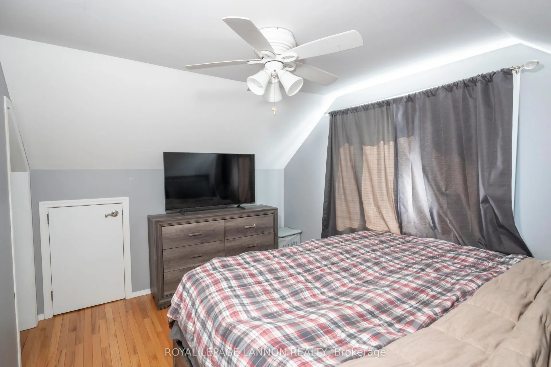Photo 25 of 138 Christina Street E, Thunder Bay, Westfort — HOMEH