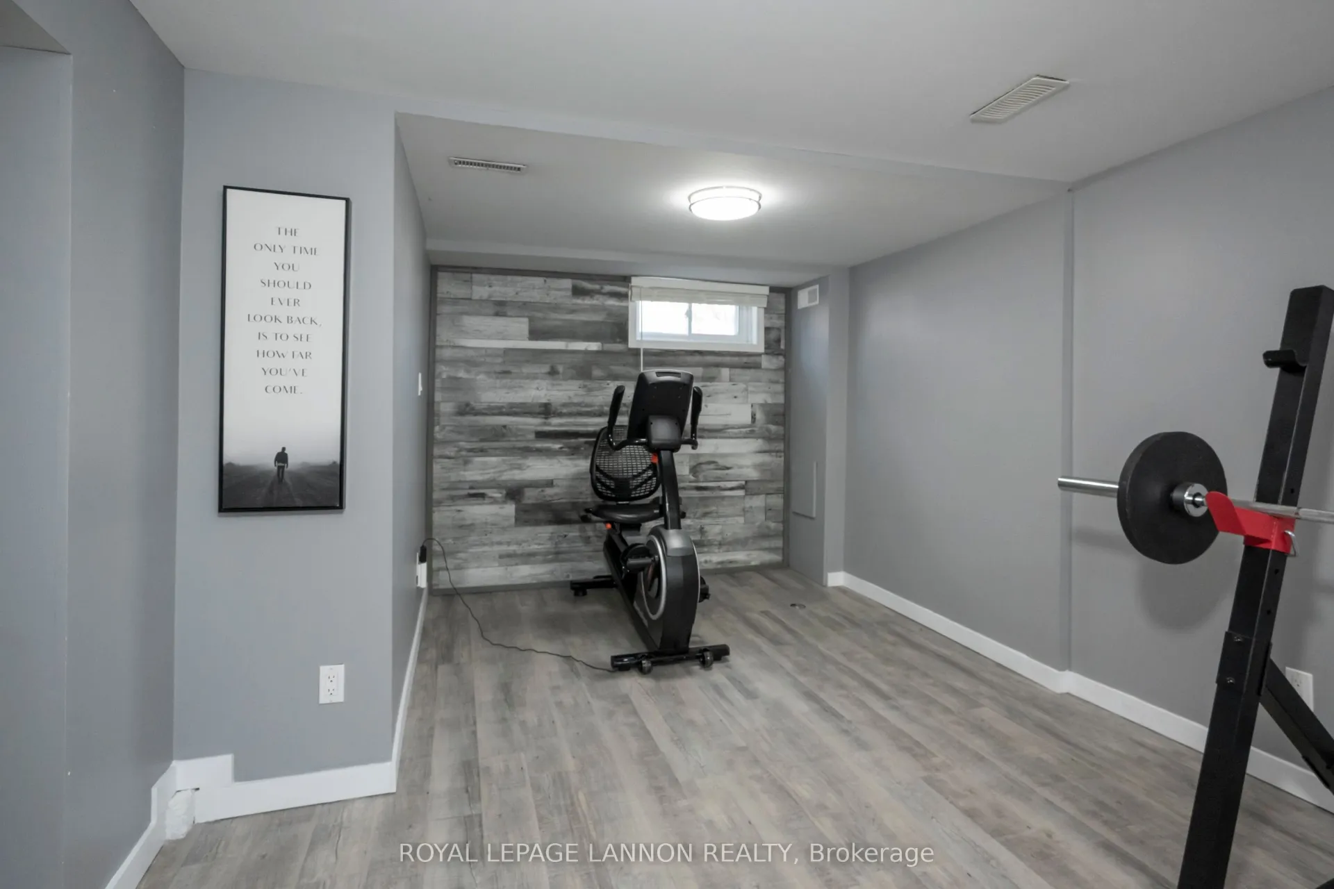 Photo 33 of 138 Christina Street E, Thunder Bay, Westfort — HOMEH