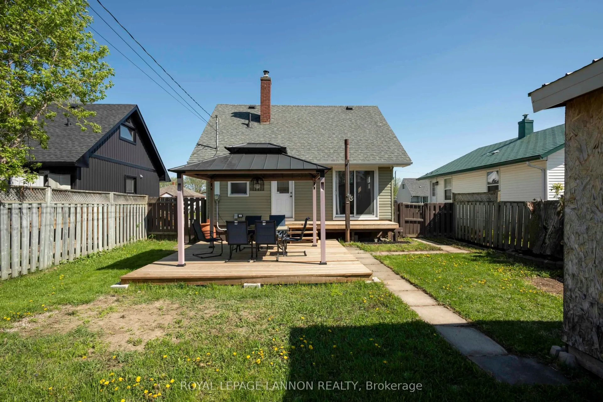 Photo 40 of 138 Christina Street E, Thunder Bay, Westfort — HOMEH