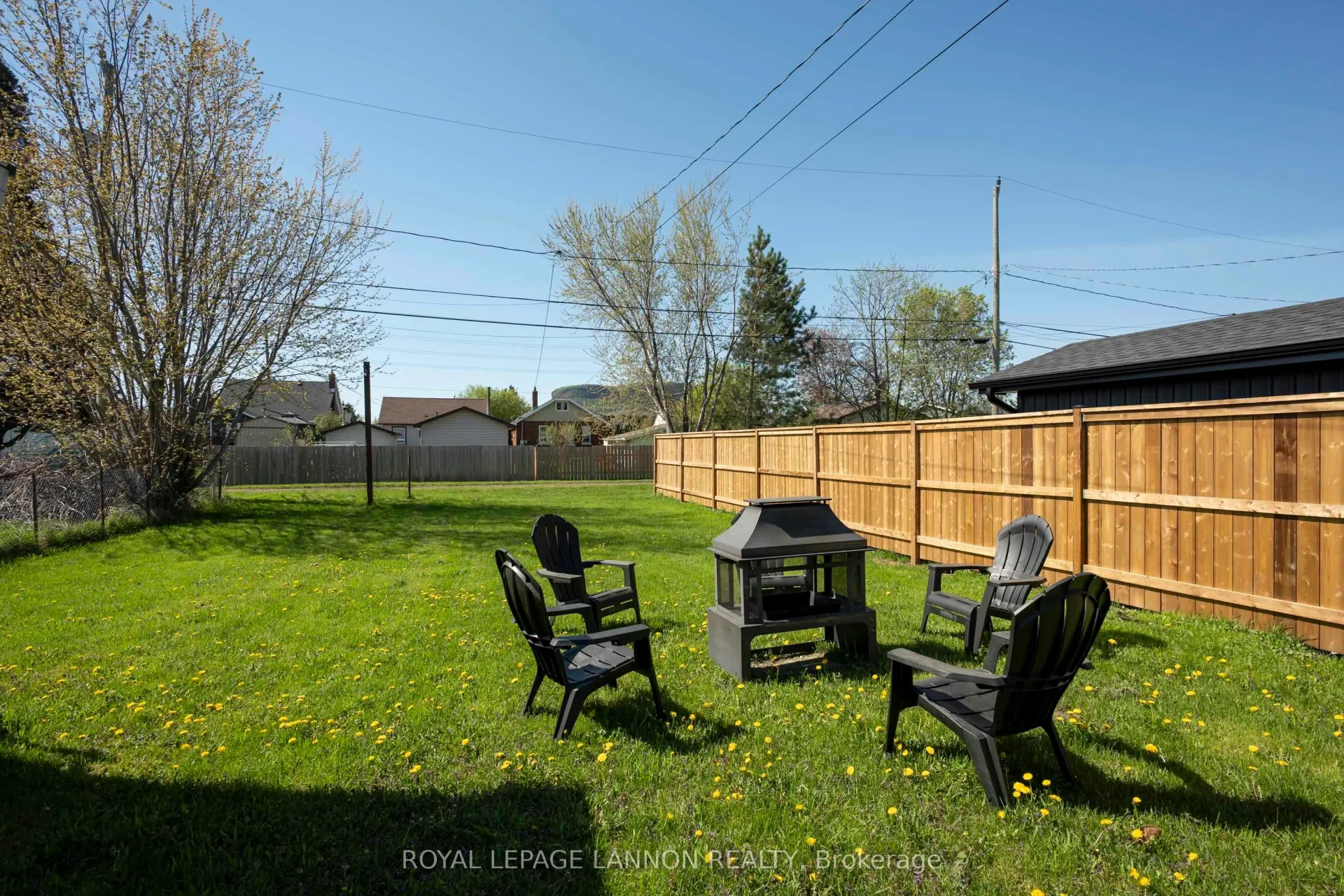 Photo 41 of 138 Christina Street E, Thunder Bay, Westfort — HOMEH