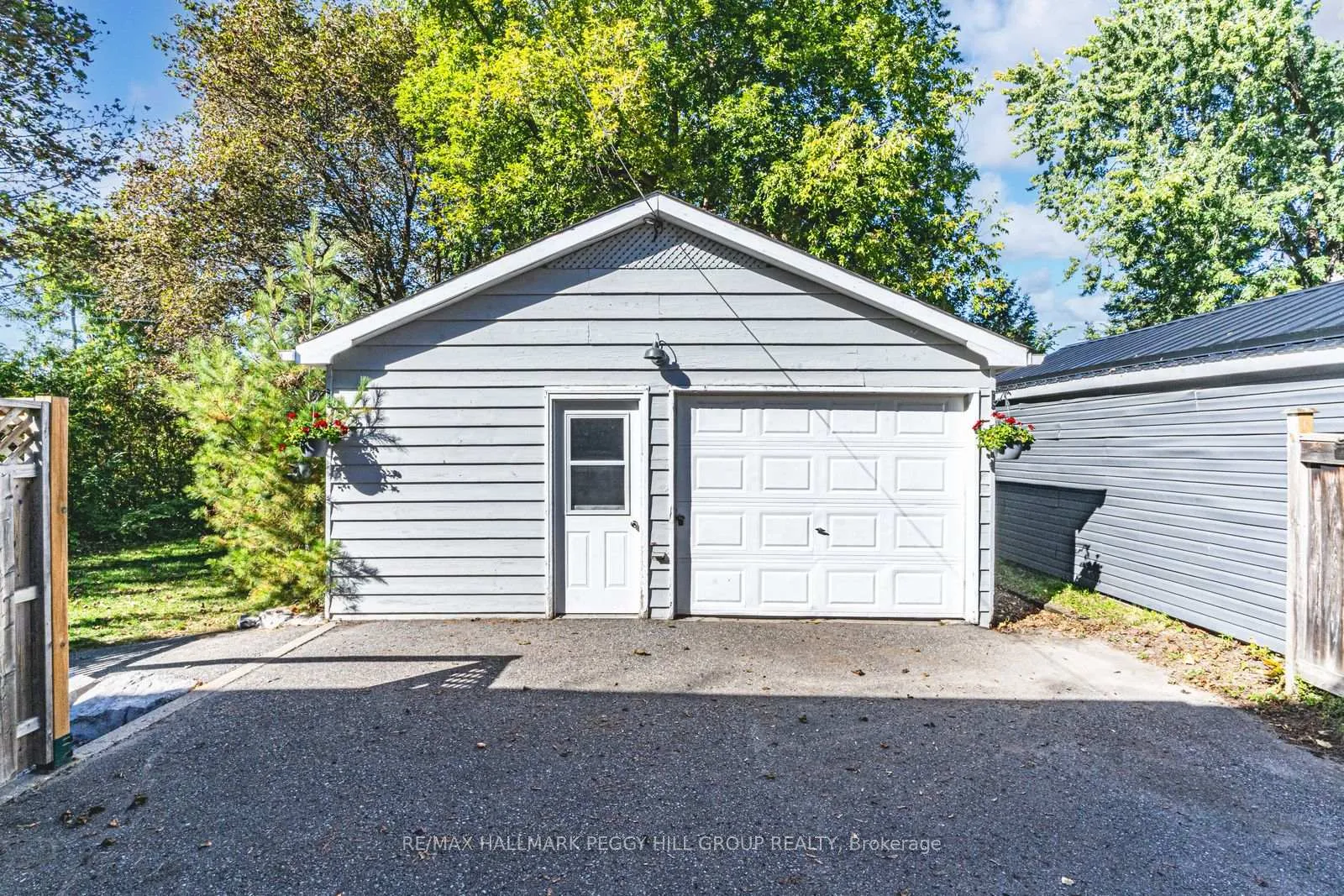 Photo 17 of 10 Holgate Street, Barrie, Allandale — HOMEH