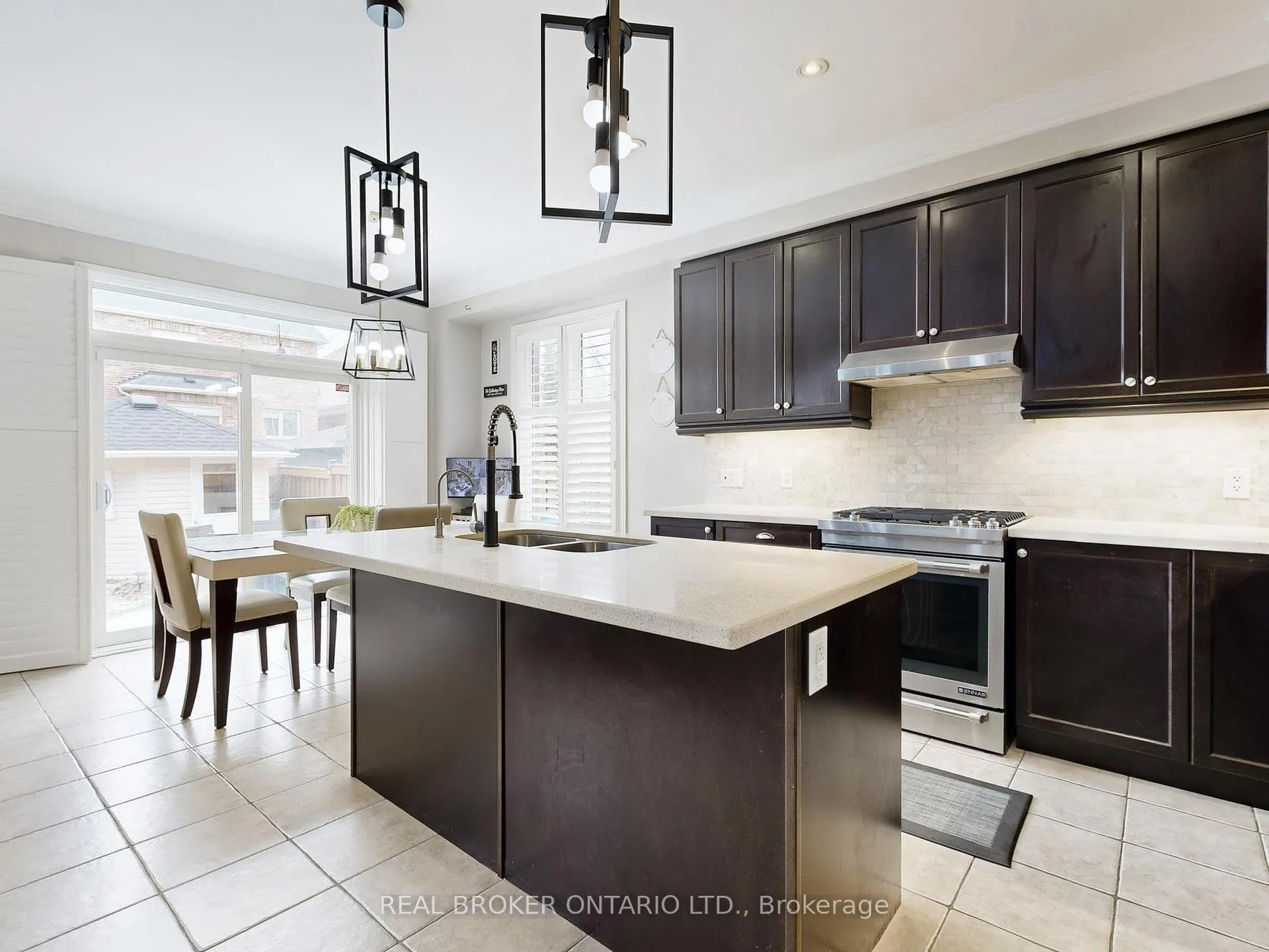 Photo 9 of 65 Paisley Green Avenue, Caledon, Caledon East — HOMEH
