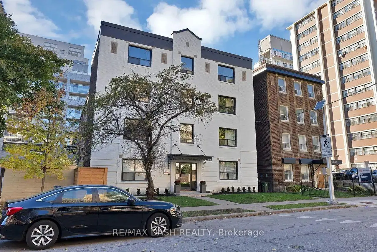 Front of Unit 5, 50 Raglan Avenue