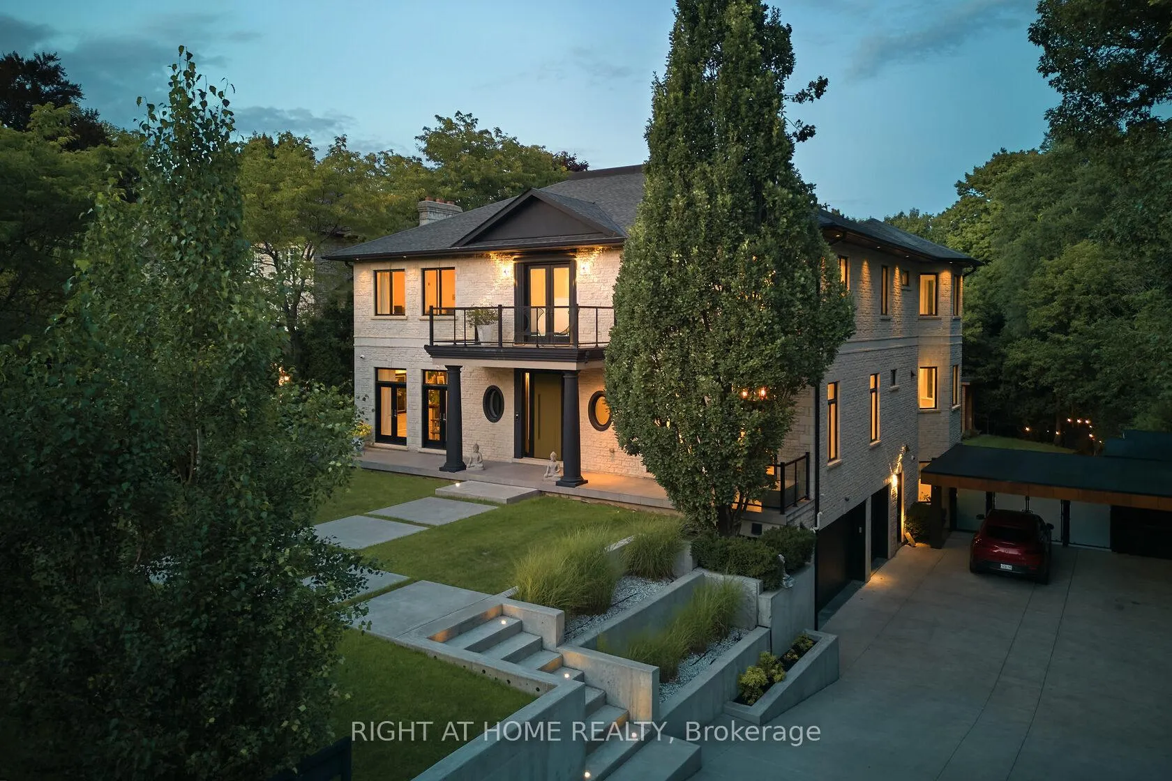 Photo 1 of 1305 Royal York Road, Etobicoke, Edenbridge-Humber Valley — HOMEH