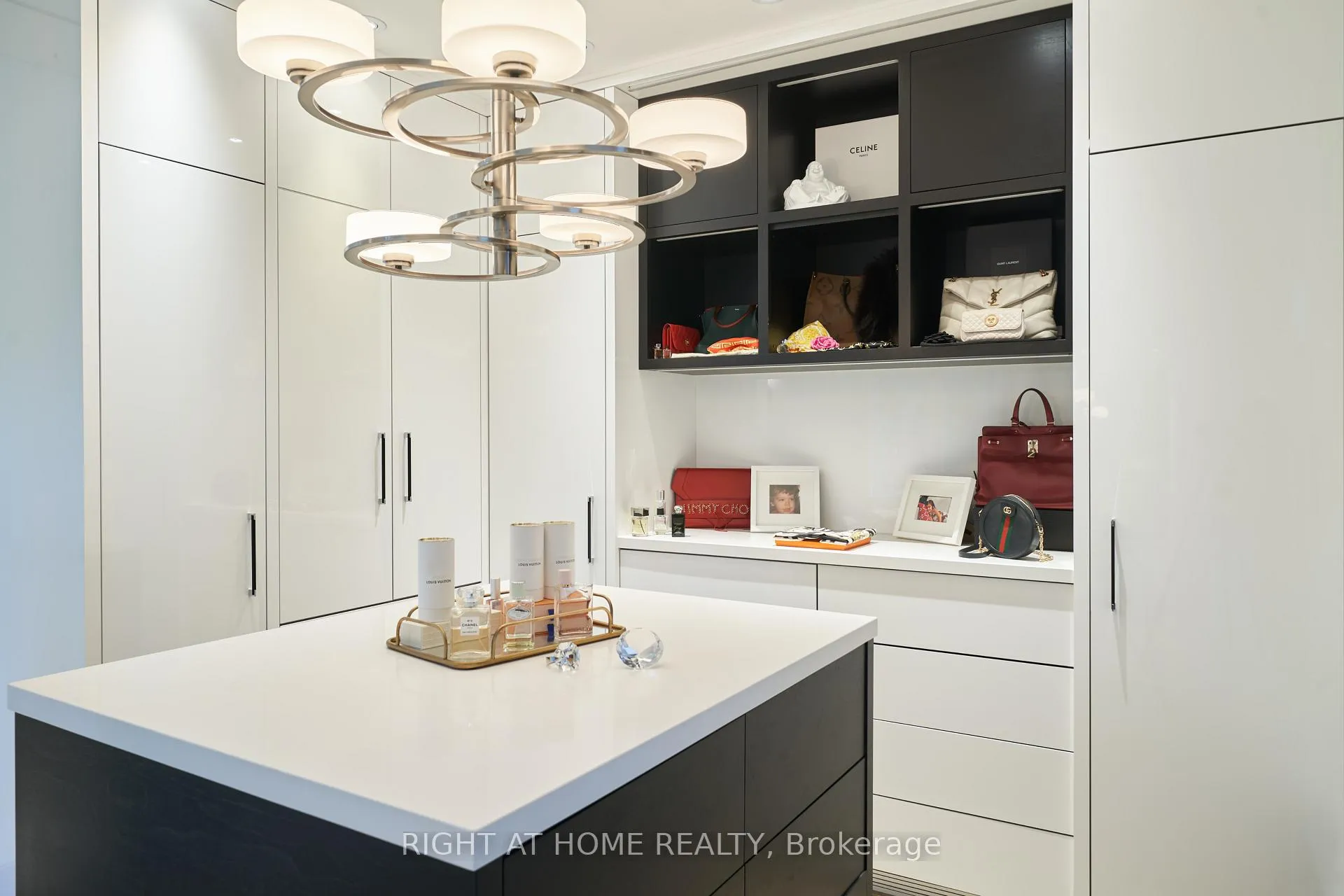 Photo 30 of 1305 Royal York Road, Etobicoke, Edenbridge-Humber Valley — HOMEH