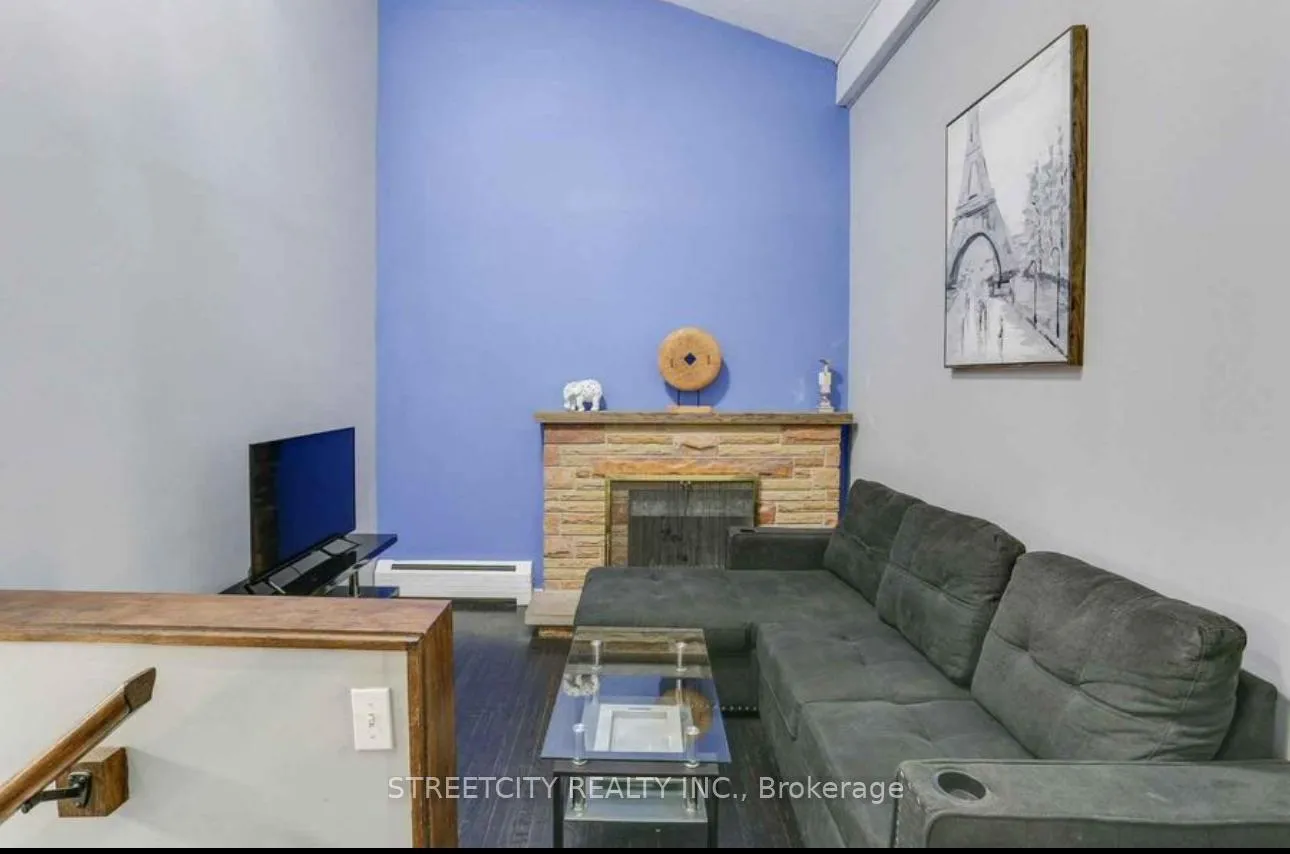 Photo 3 of Unit Upper, 1337 Victoria Drive, London, East C — HOMEH