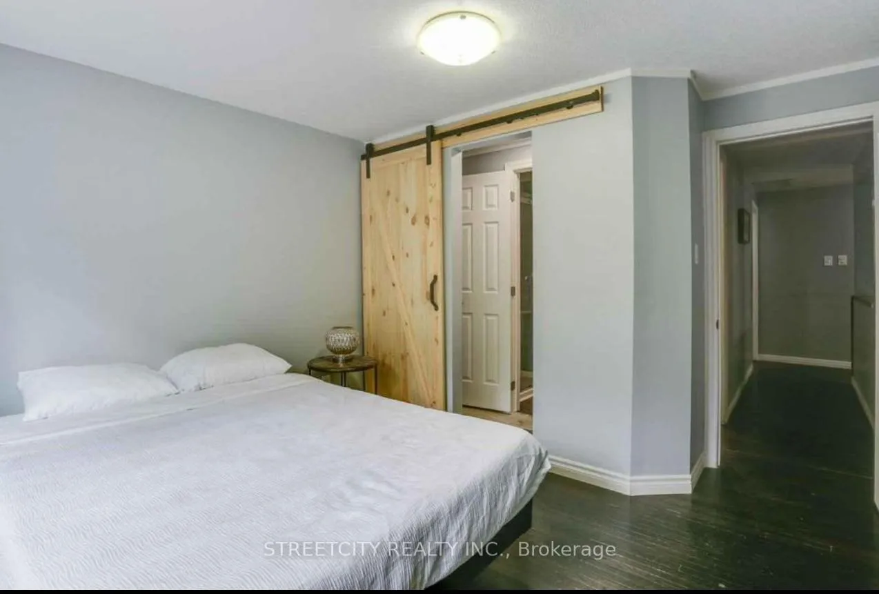 Photo 9 of Unit Upper, 1337 Victoria Drive, London, East C — HOMEH