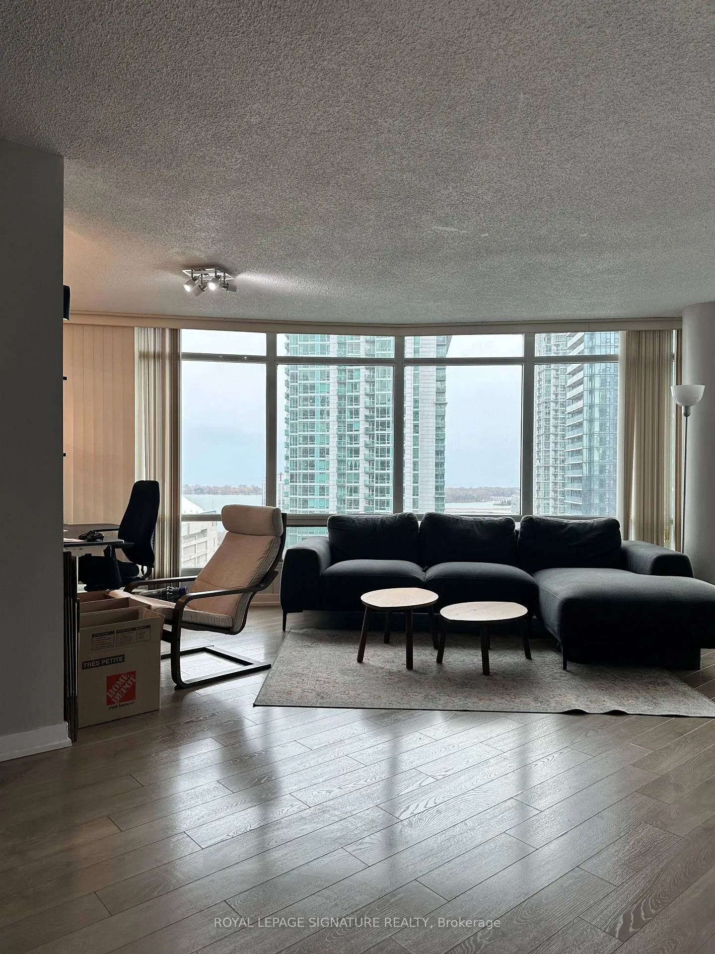 Photo 2 of Unit 2305, 373 Front Street W, Toronto, Waterfront Communities — HOMEH