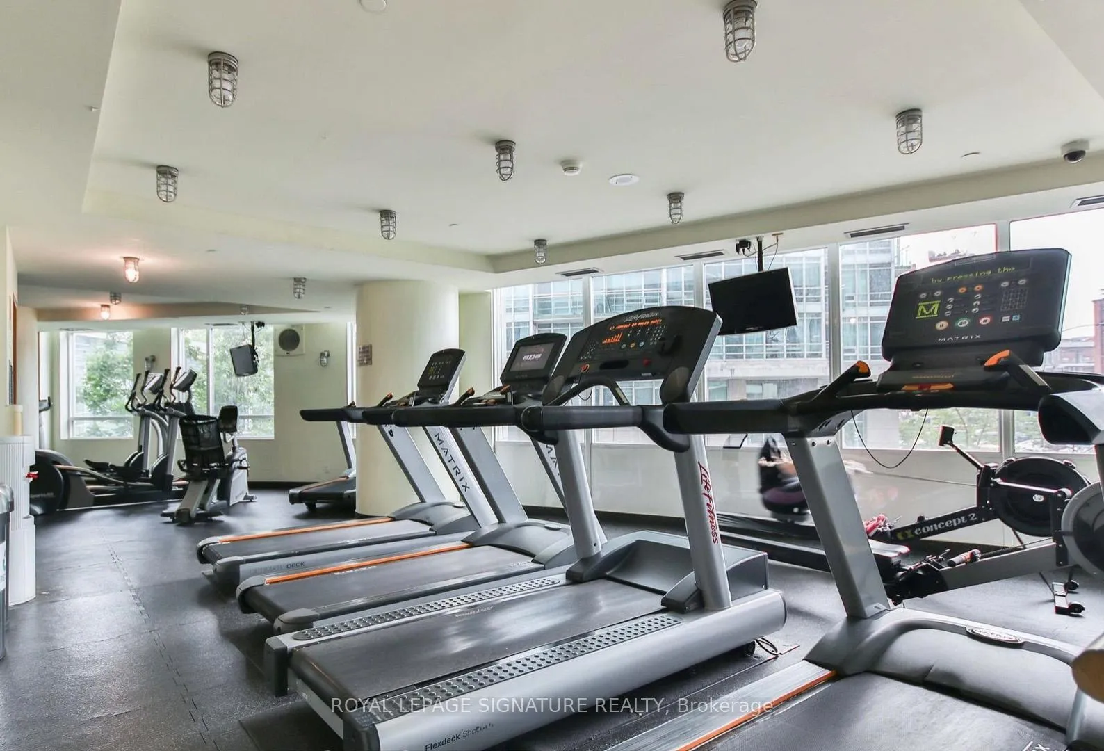 Photo 13 of Unit 2305, 373 Front Street W, Toronto, Waterfront Communities — HOMEH