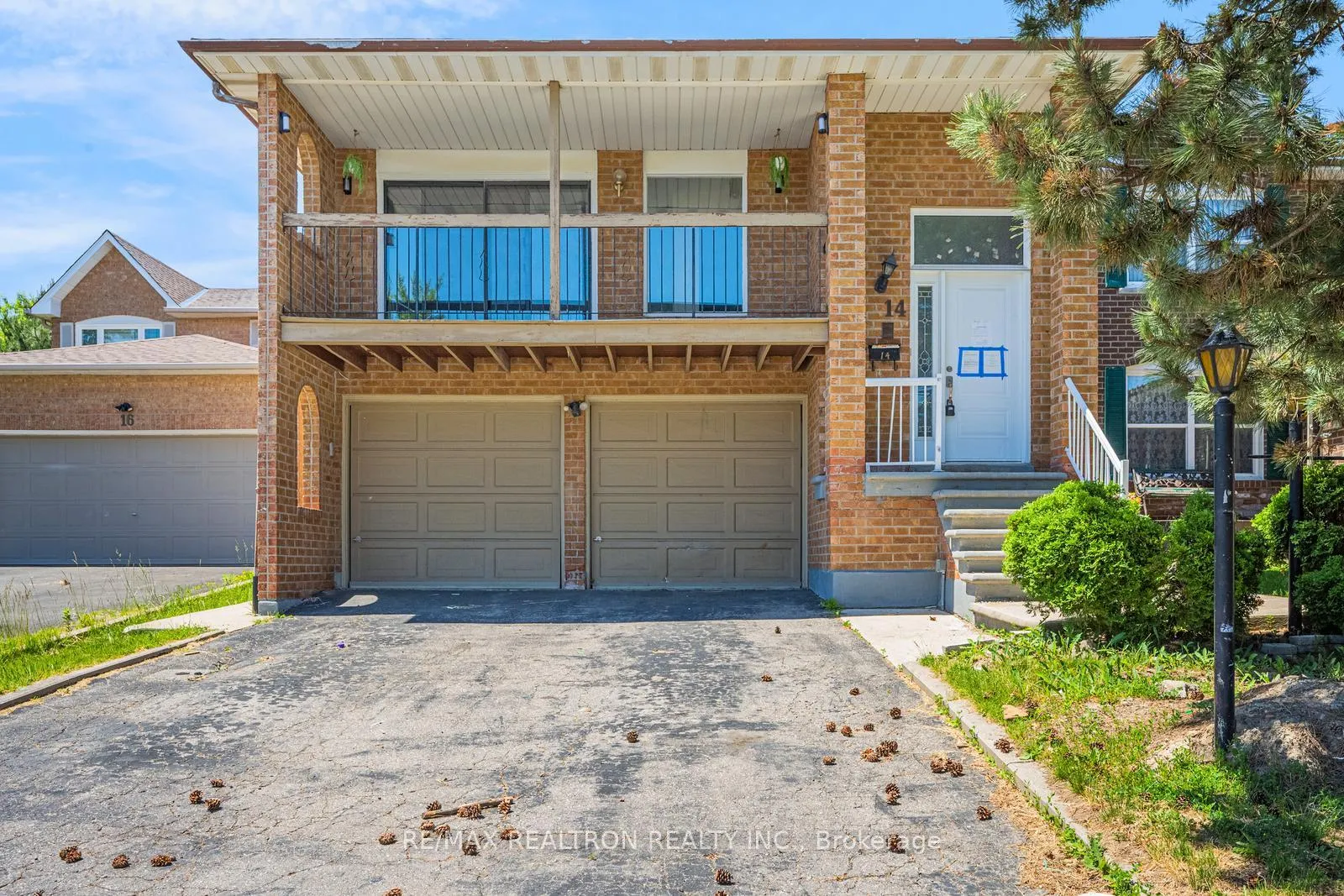 Front of 14 Albemarle Court