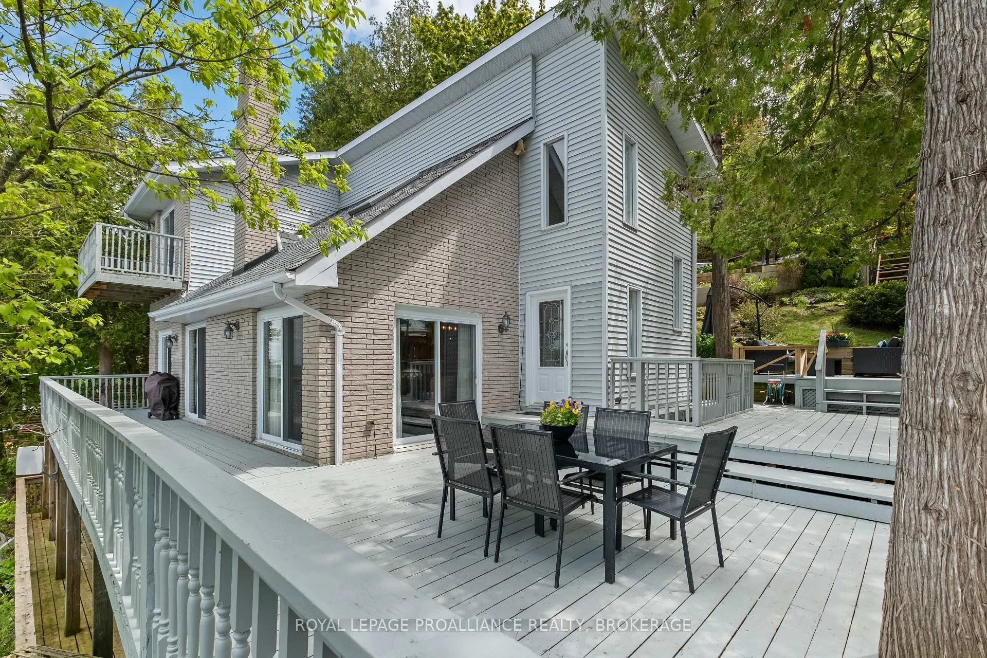 Photo 7 of 1020 Lark Lane, Frontenac, Frontenac South — HOMEH