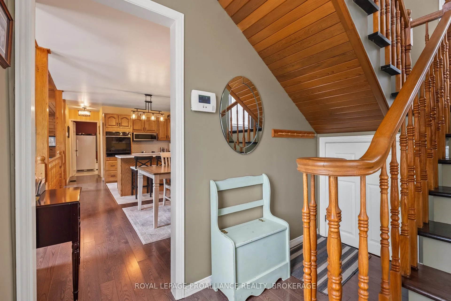 Photo 10 of 1020 Lark Lane, Frontenac, Frontenac South — HOMEH