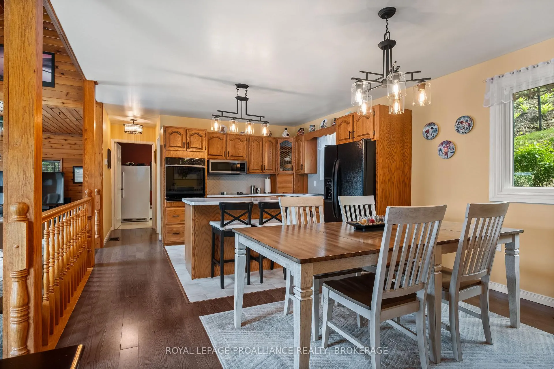 Photo 12 of 1020 Lark Lane, Frontenac, Frontenac South — HOMEH
