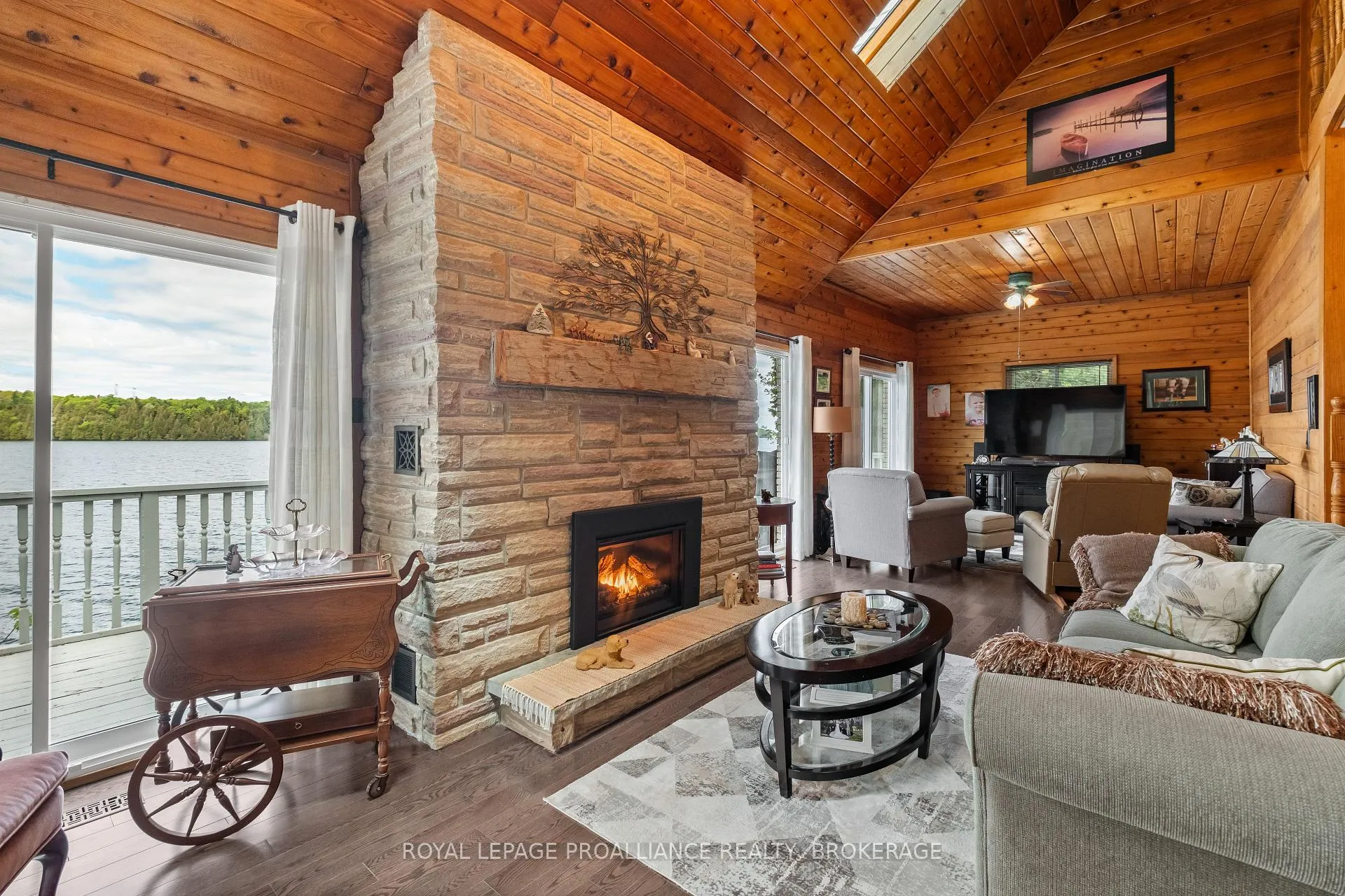 Photo 23 of 1020 Lark Lane, Frontenac, Frontenac South — HOMEH