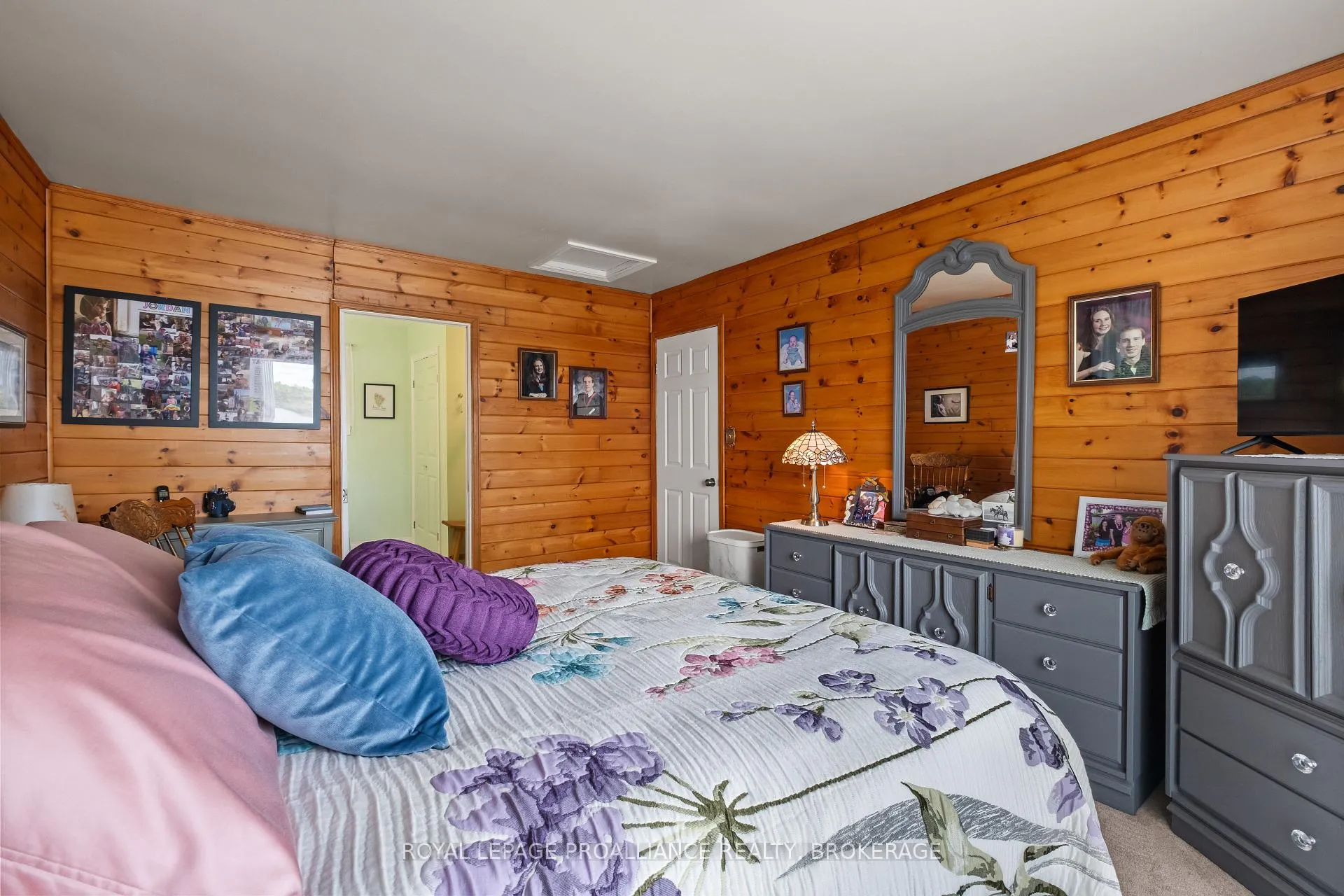 Photo 33 of 1020 Lark Lane, Frontenac, Frontenac South — HOMEH
