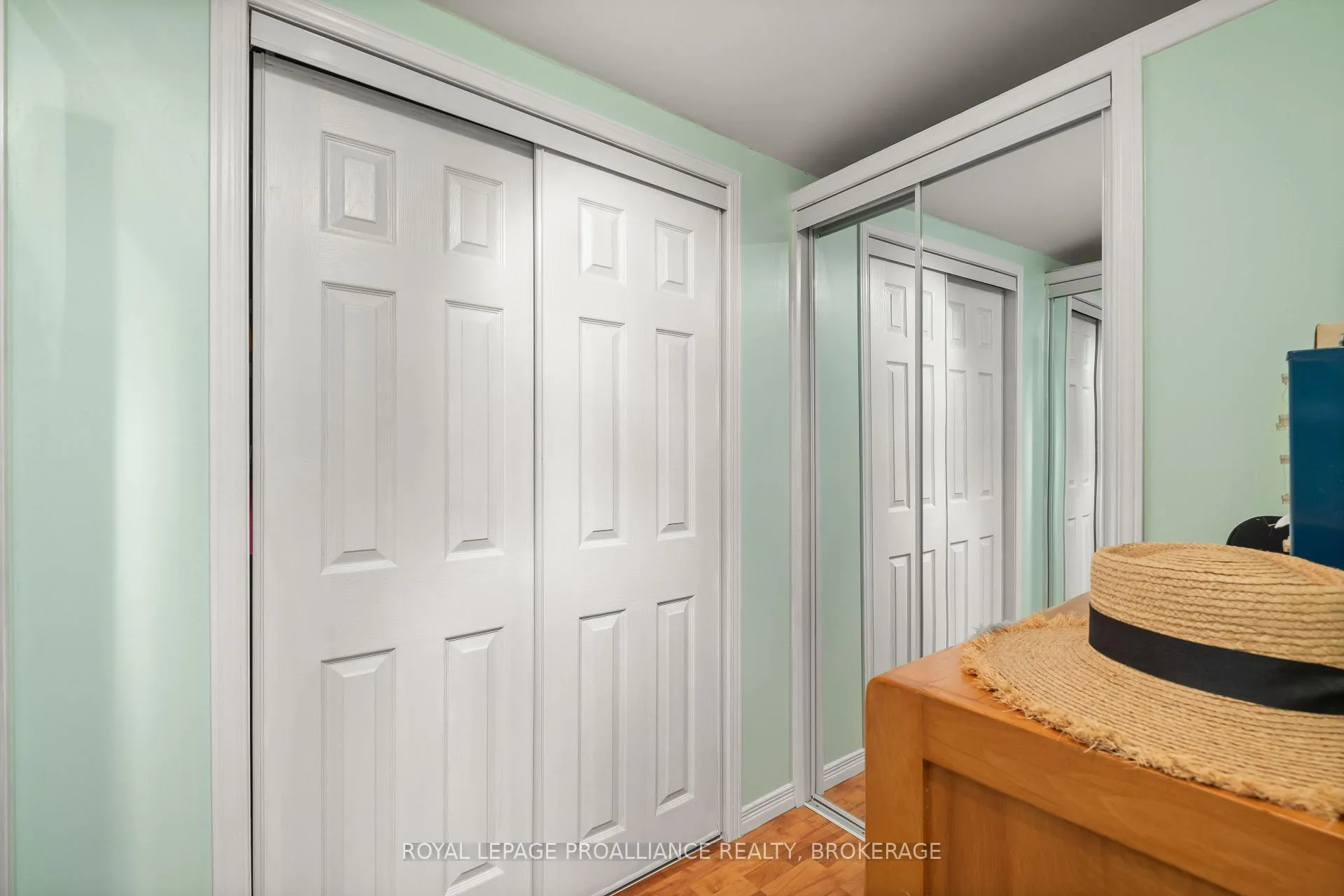 Photo 36 of 1020 Lark Lane, Frontenac, Frontenac South — HOMEH