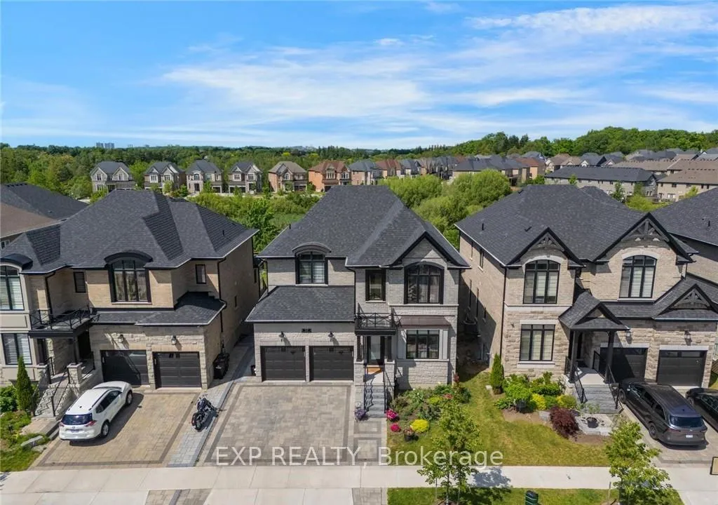 Photo 1 of 57 Hollybrook Trail, Kitchener — HOMEH